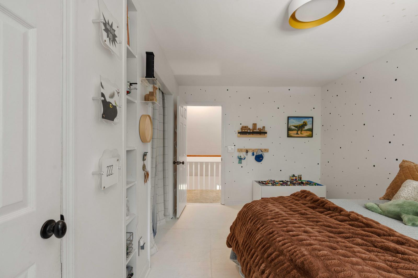 1515 N Lakeshore Drive