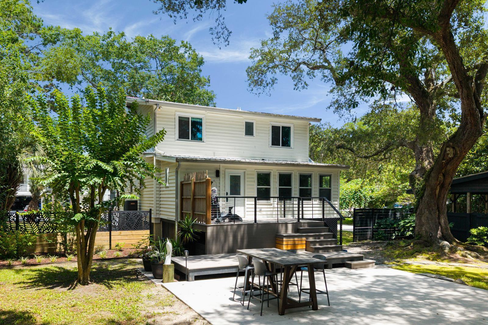 1515 N Lakeshore Drive