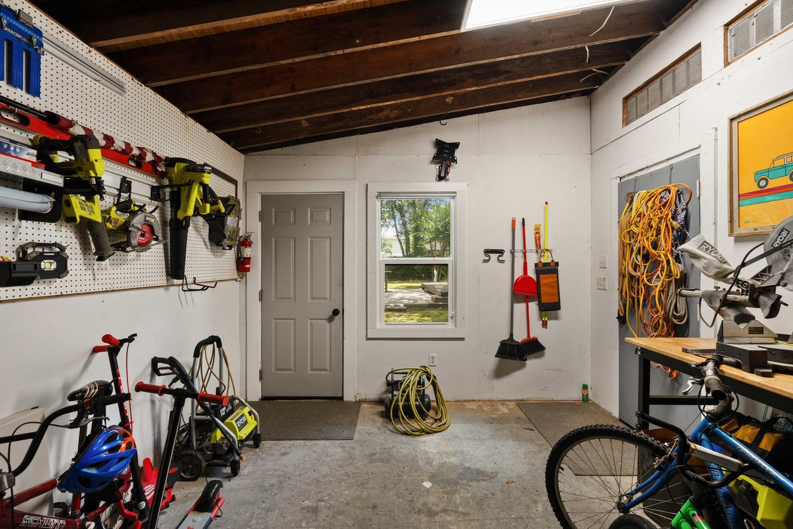 1515 N Lakeshore Drive