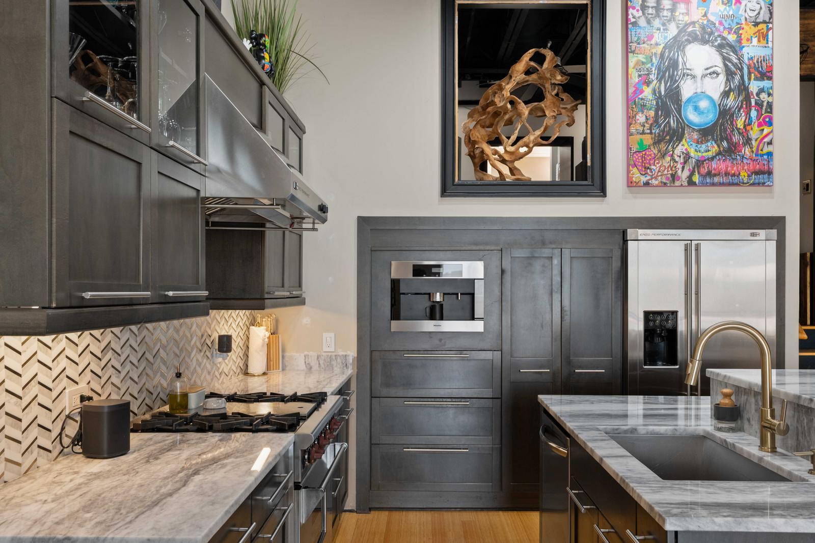 517 King Street Apt 11