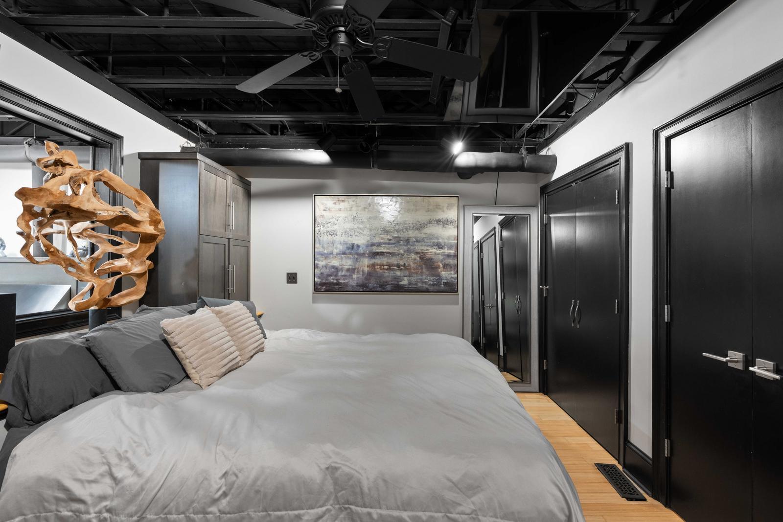 517 King Street Apt 11