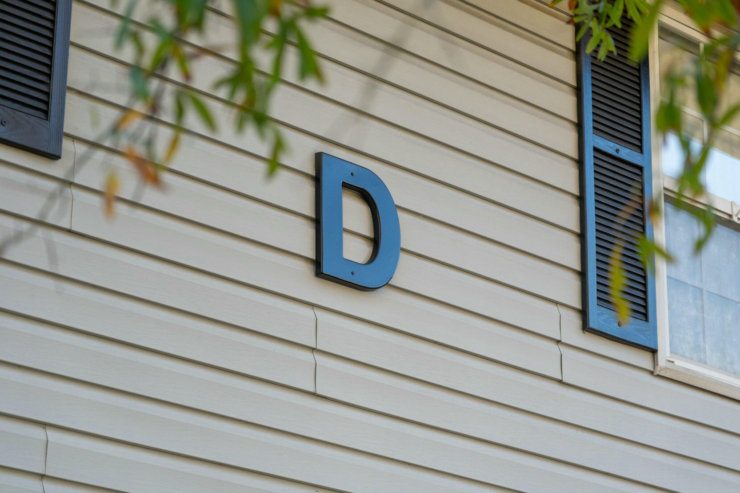 2494 Etiwan Drive # 3d