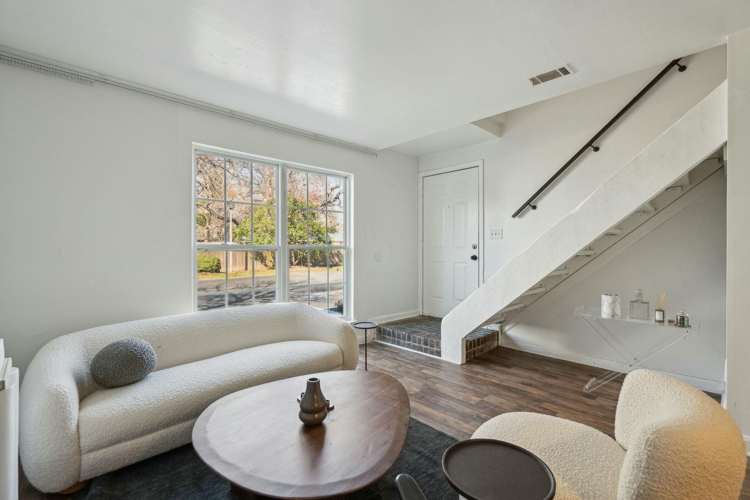 2494 Etiwan Drive # 3d