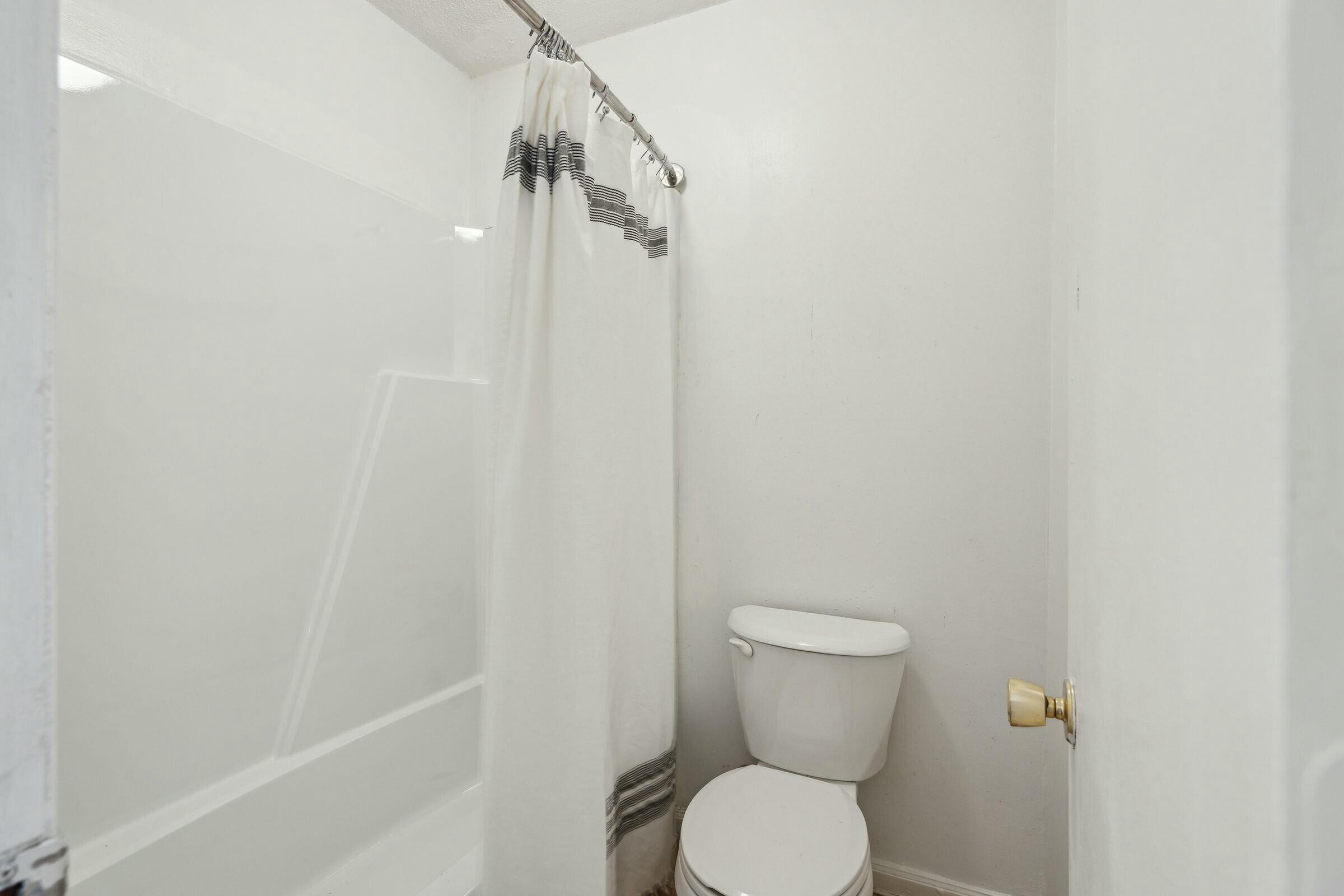 2494 Etiwan Drive # 3d