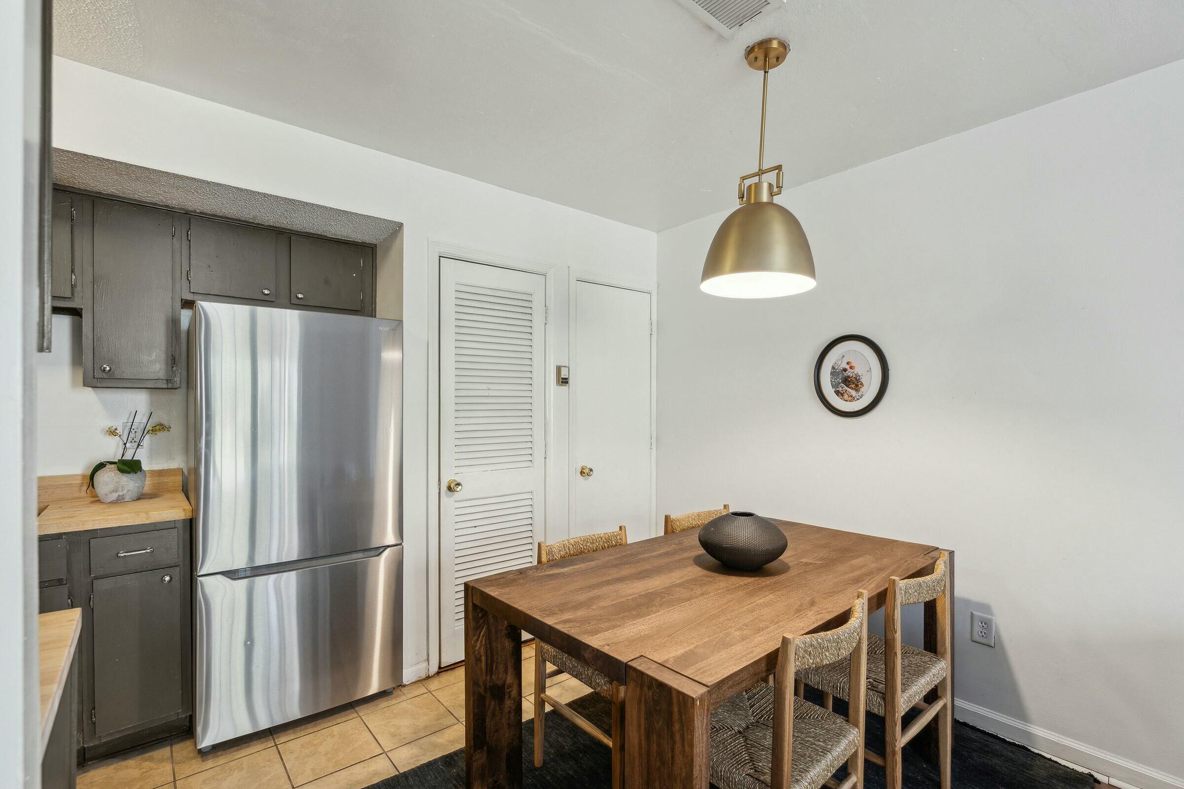 2494 Etiwan Drive # 3d