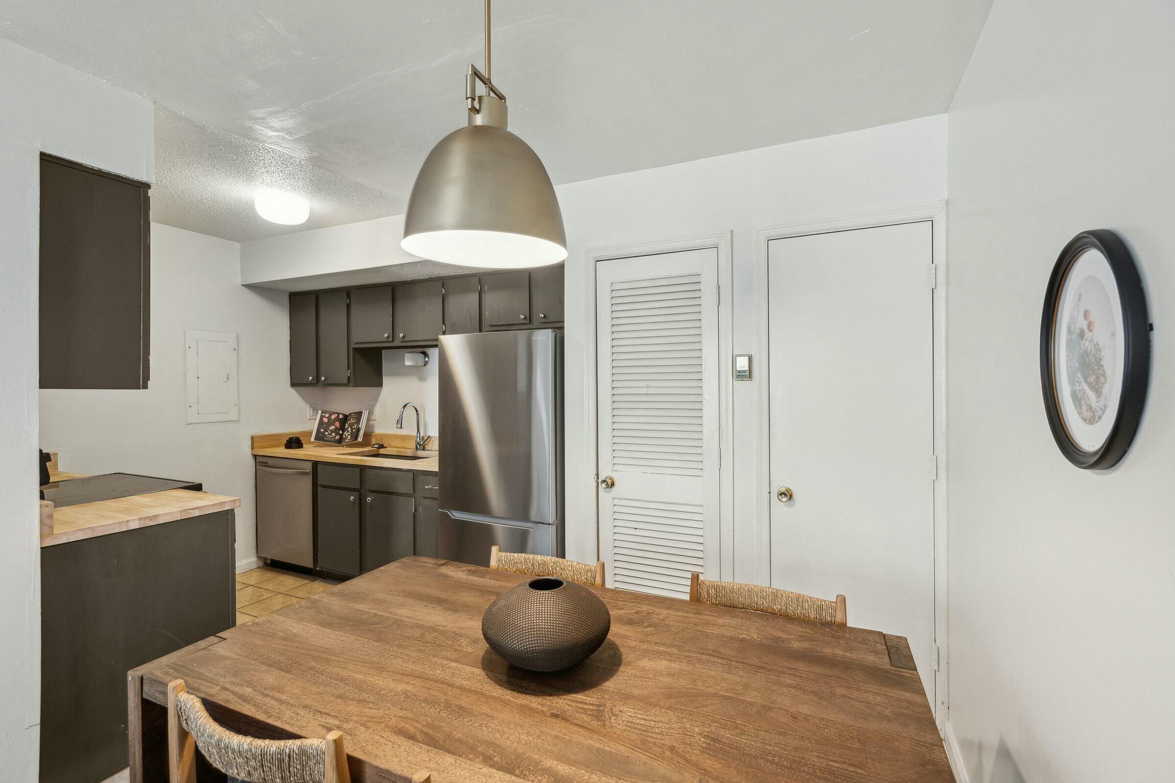 2494 Etiwan Drive # 3d