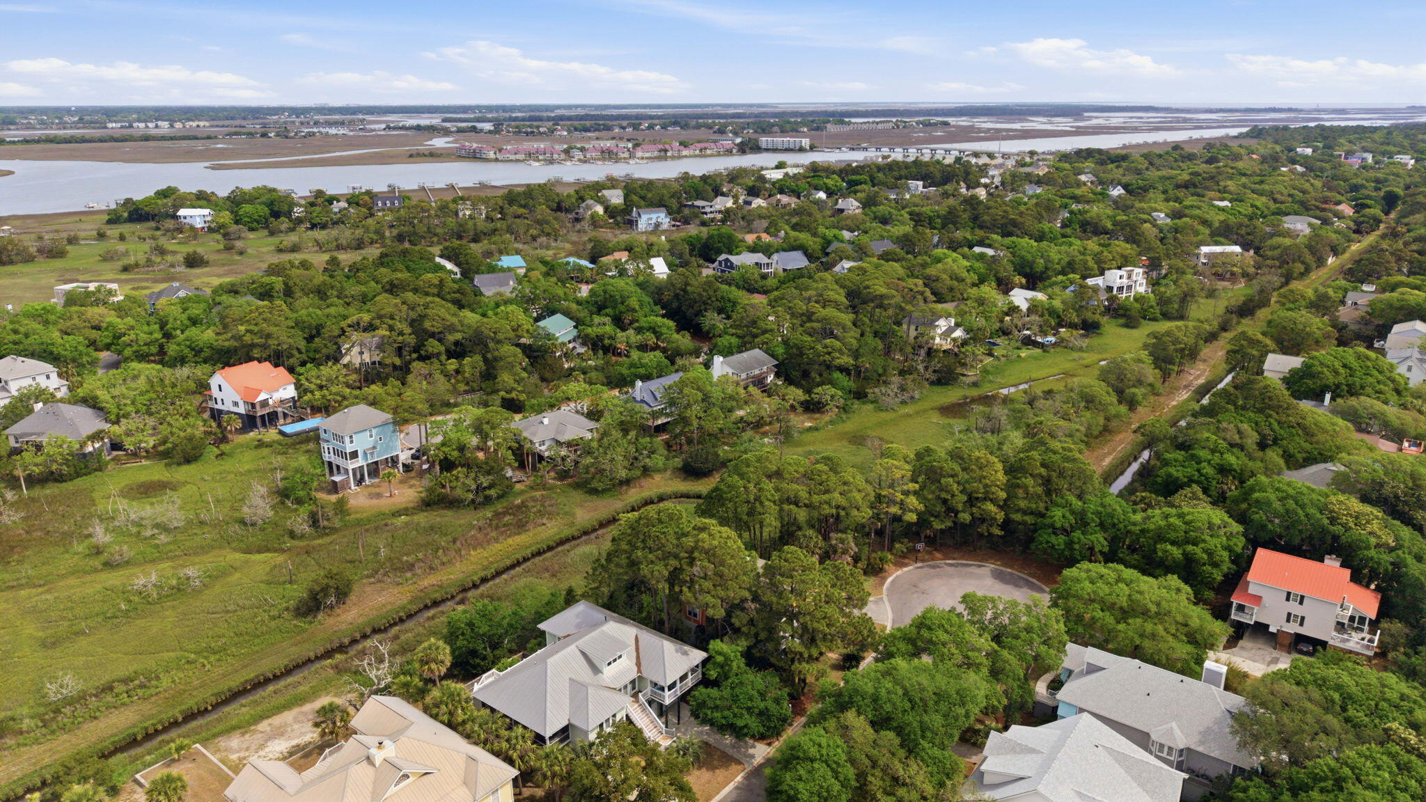 504 W Beach Court