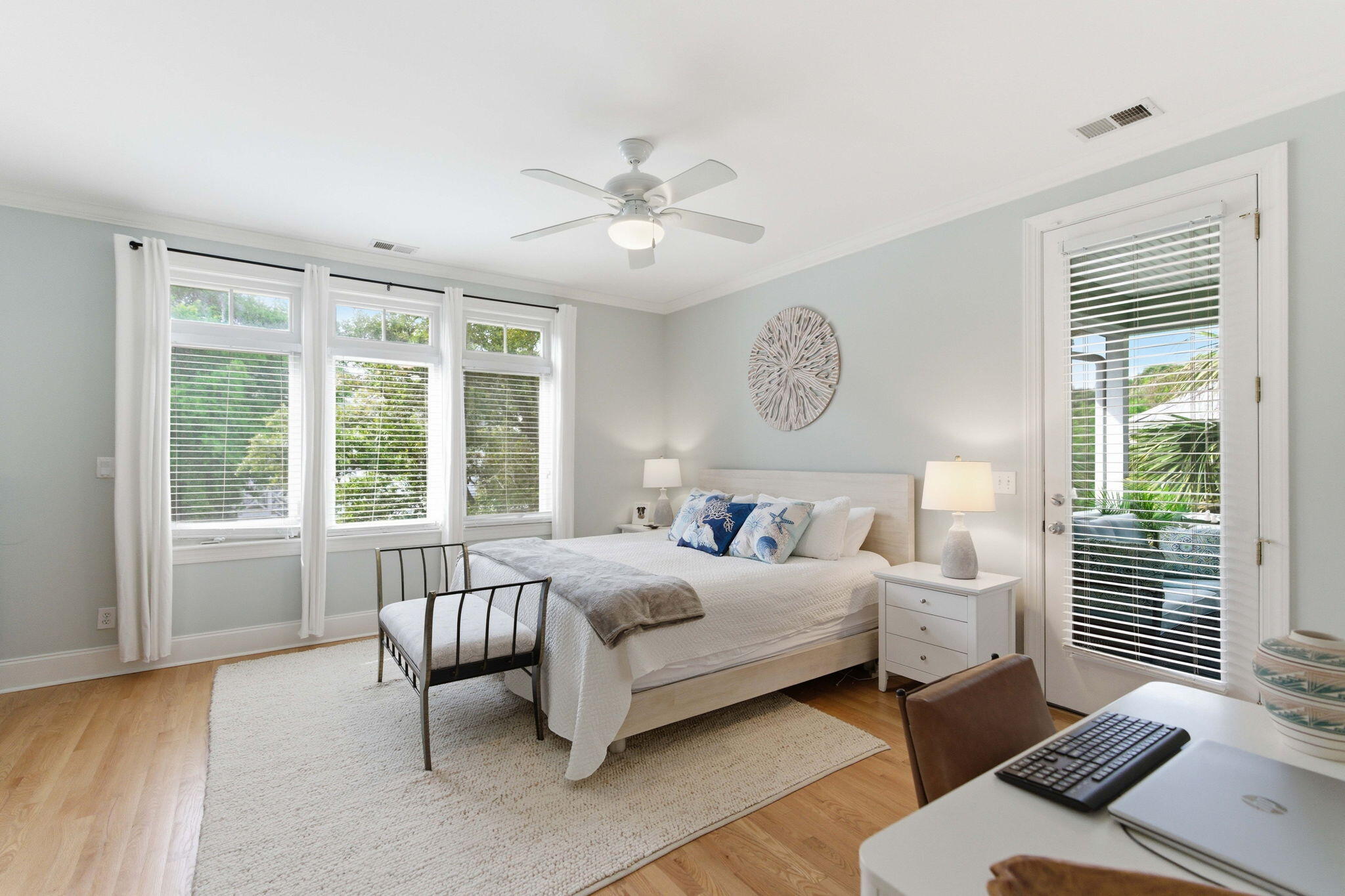 504 W Beach Court