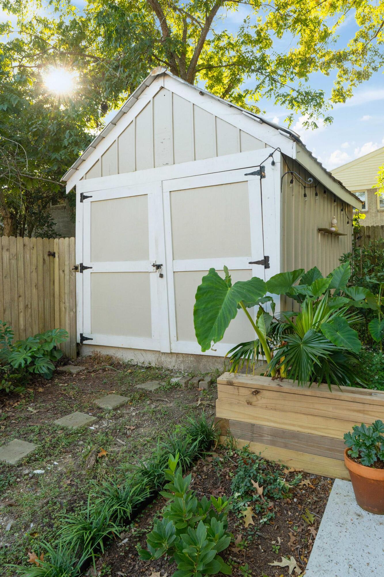 19 Gordon Street