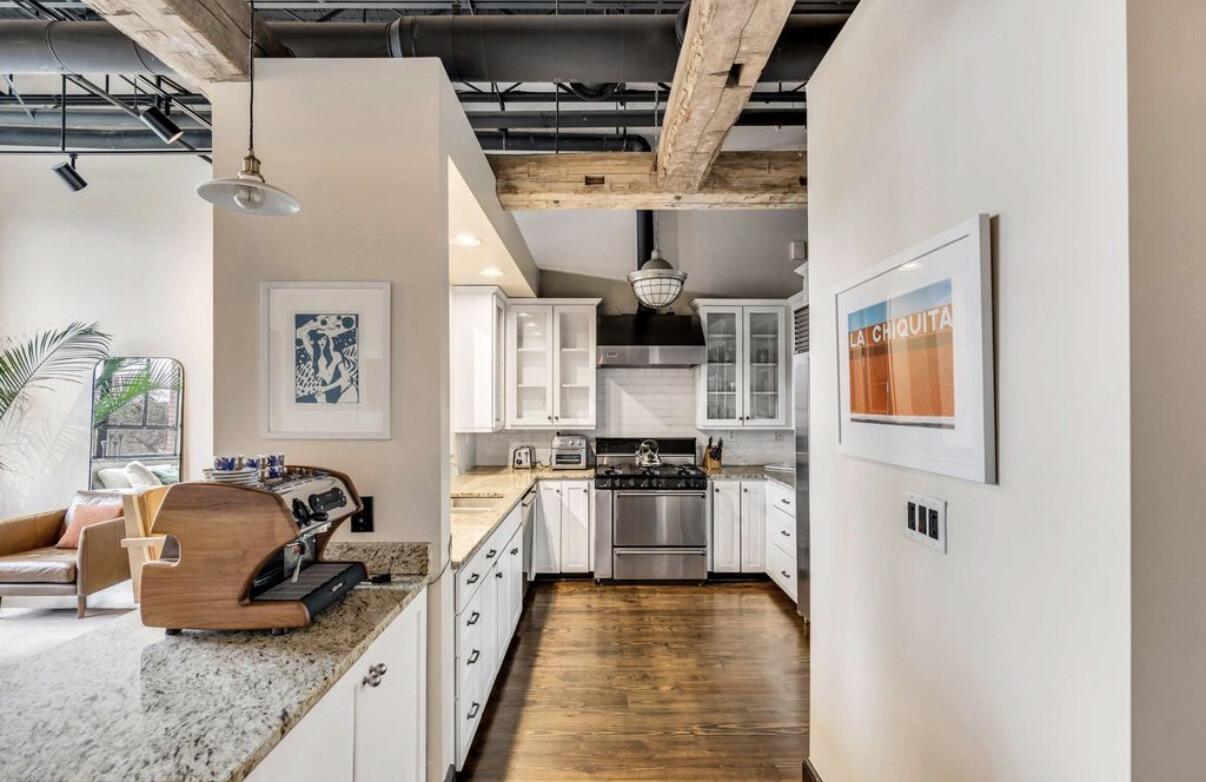 517 King Street Apt 8