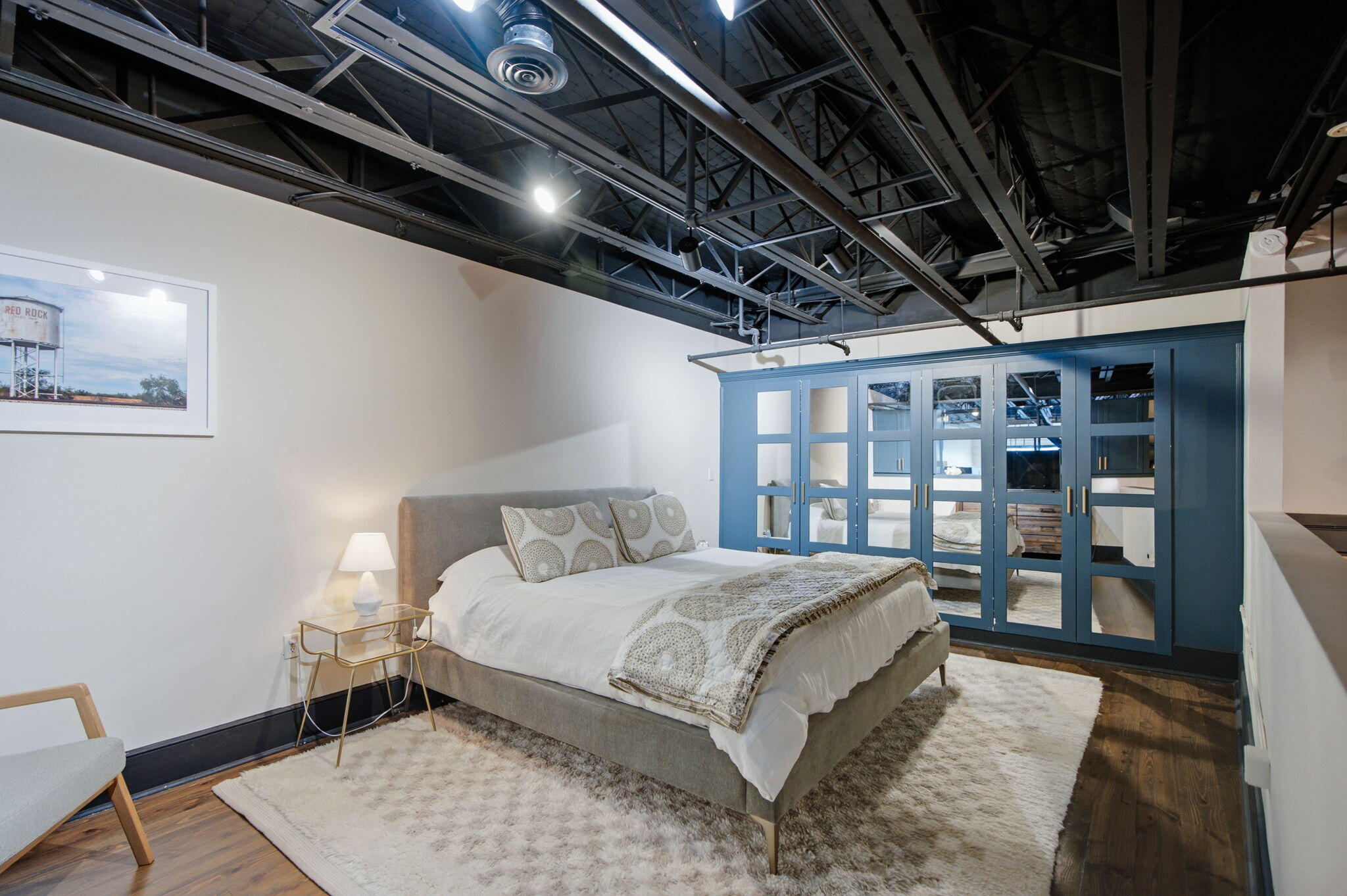517 King Street Apt 8
