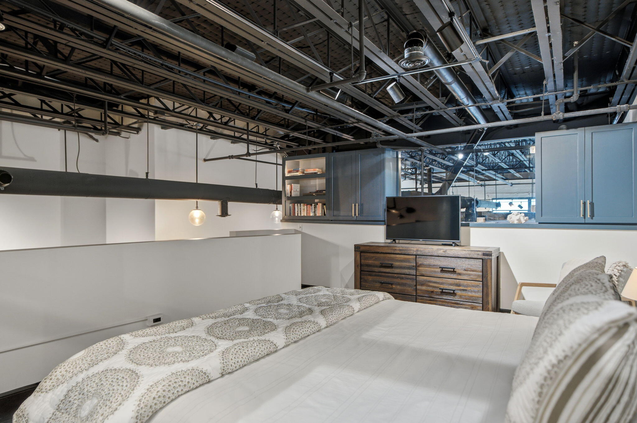 517 King Street Apt 8