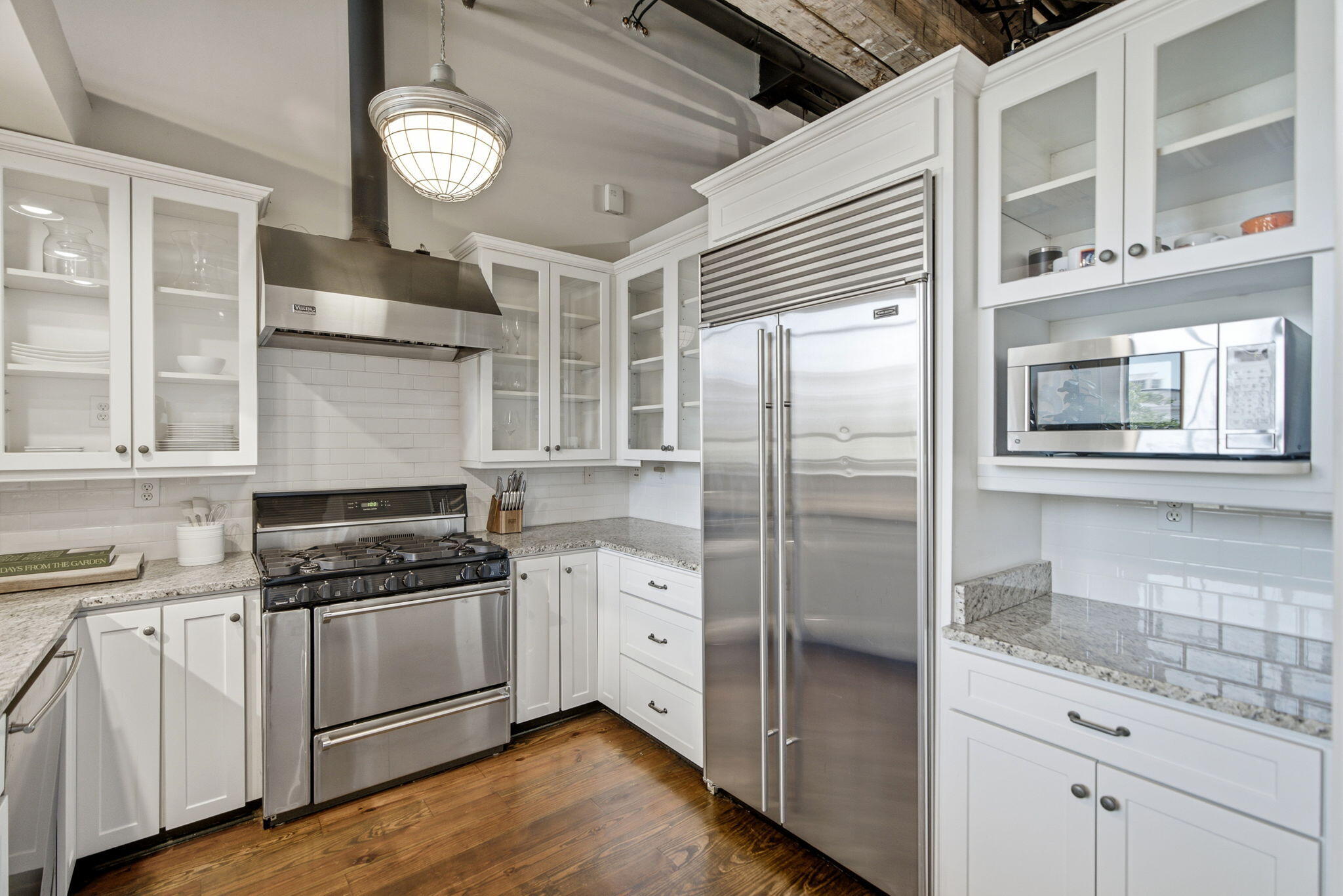 517 King Street Apt 8
