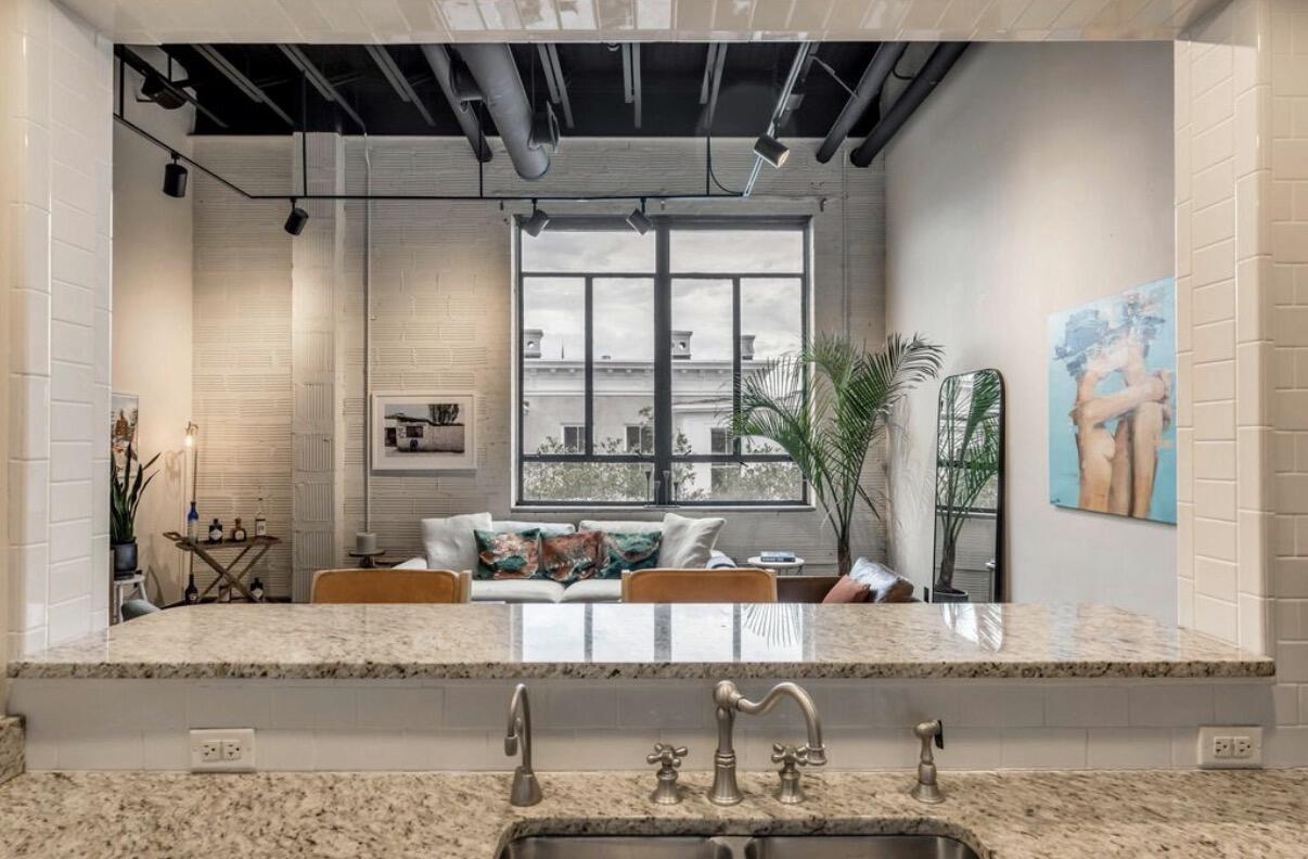517 King Street Apt 8