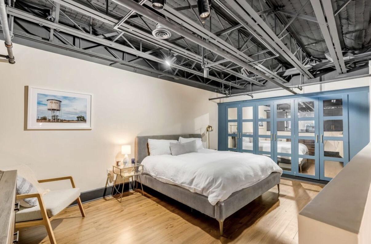 517 King Street Apt 8