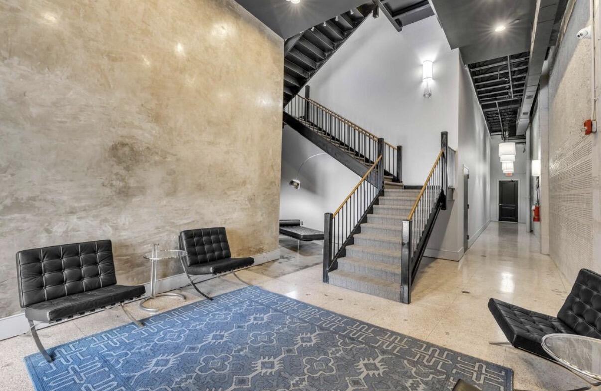 517 King Street Apt 8