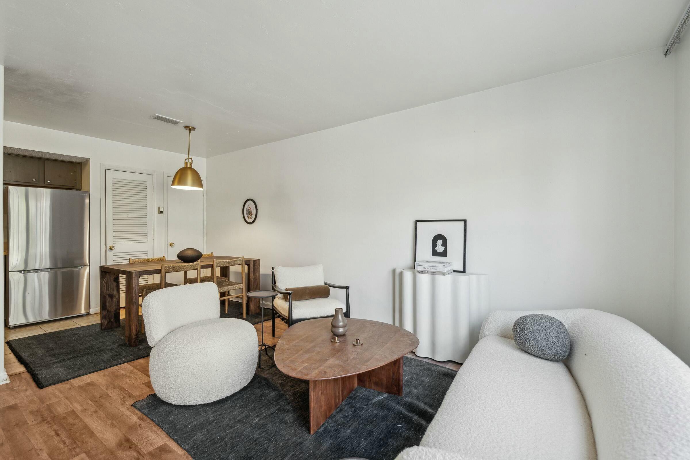 2494 Etiwan Drive # 3d