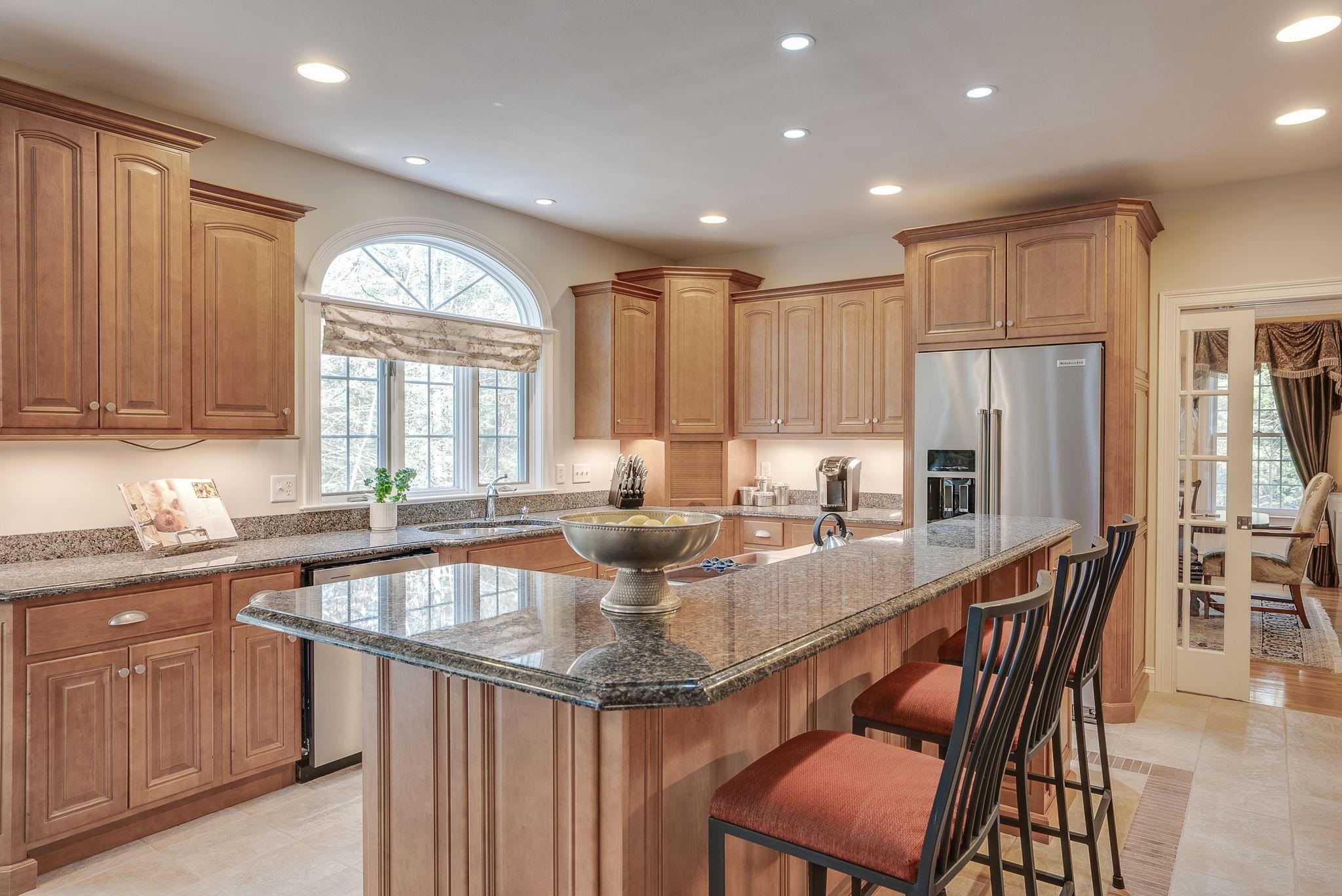 2 Rolling Woods Drive