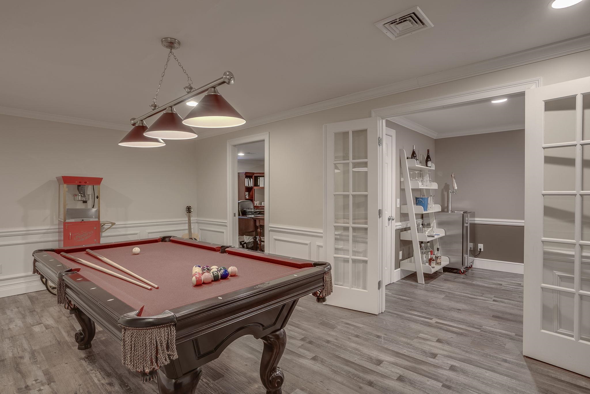 2 Rolling Woods Drive