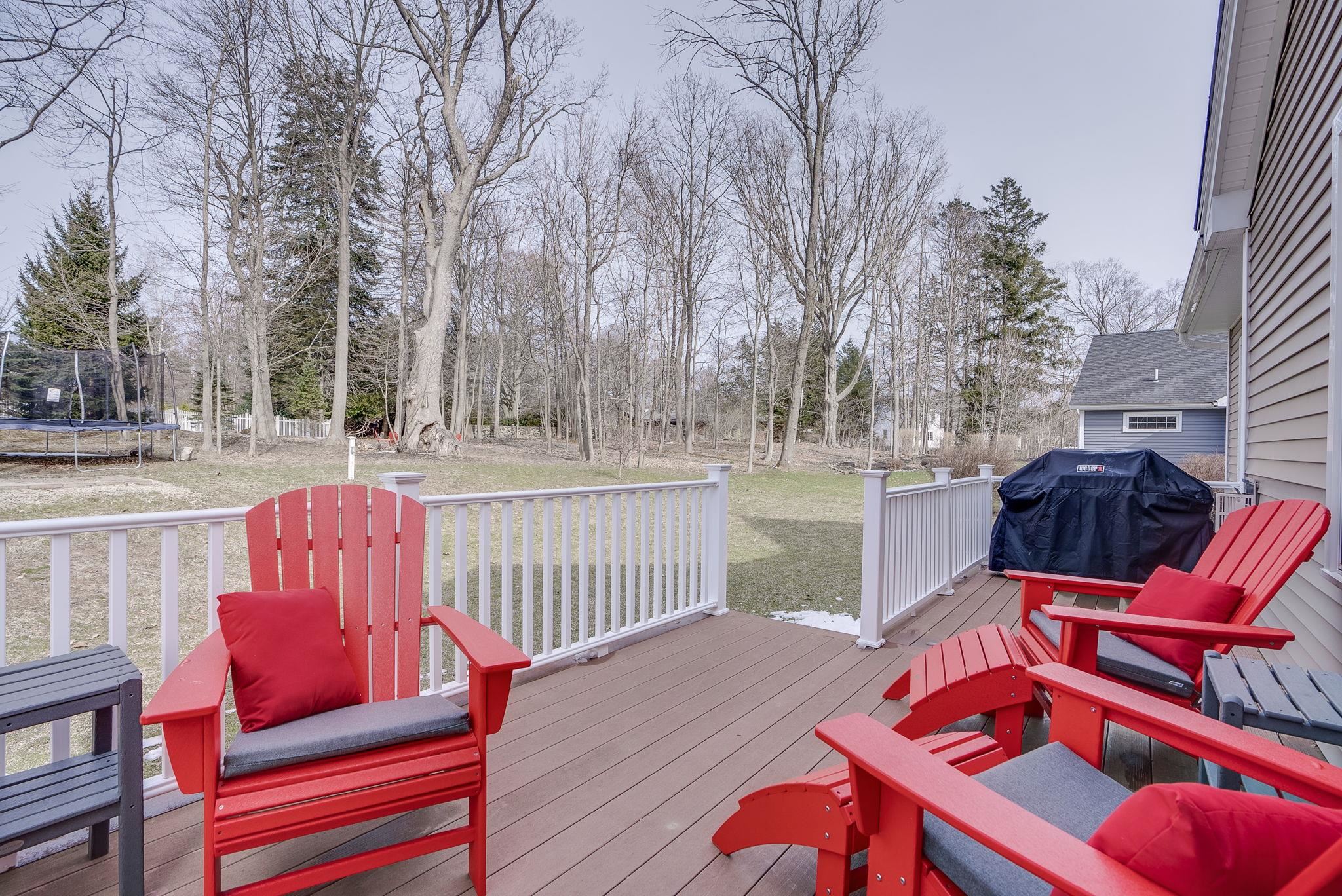 260 Woodlawn Circle