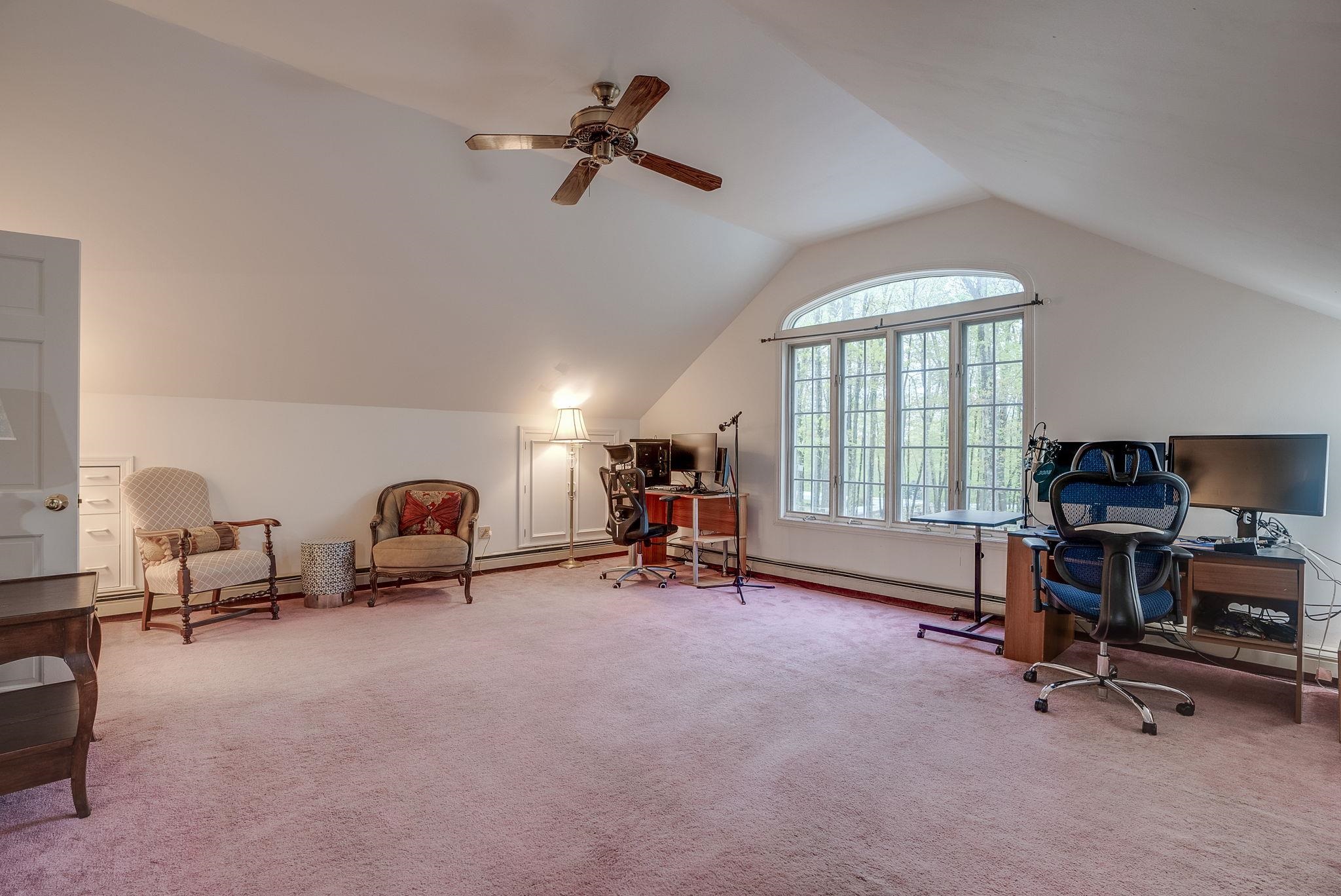 5 Valley View Drive