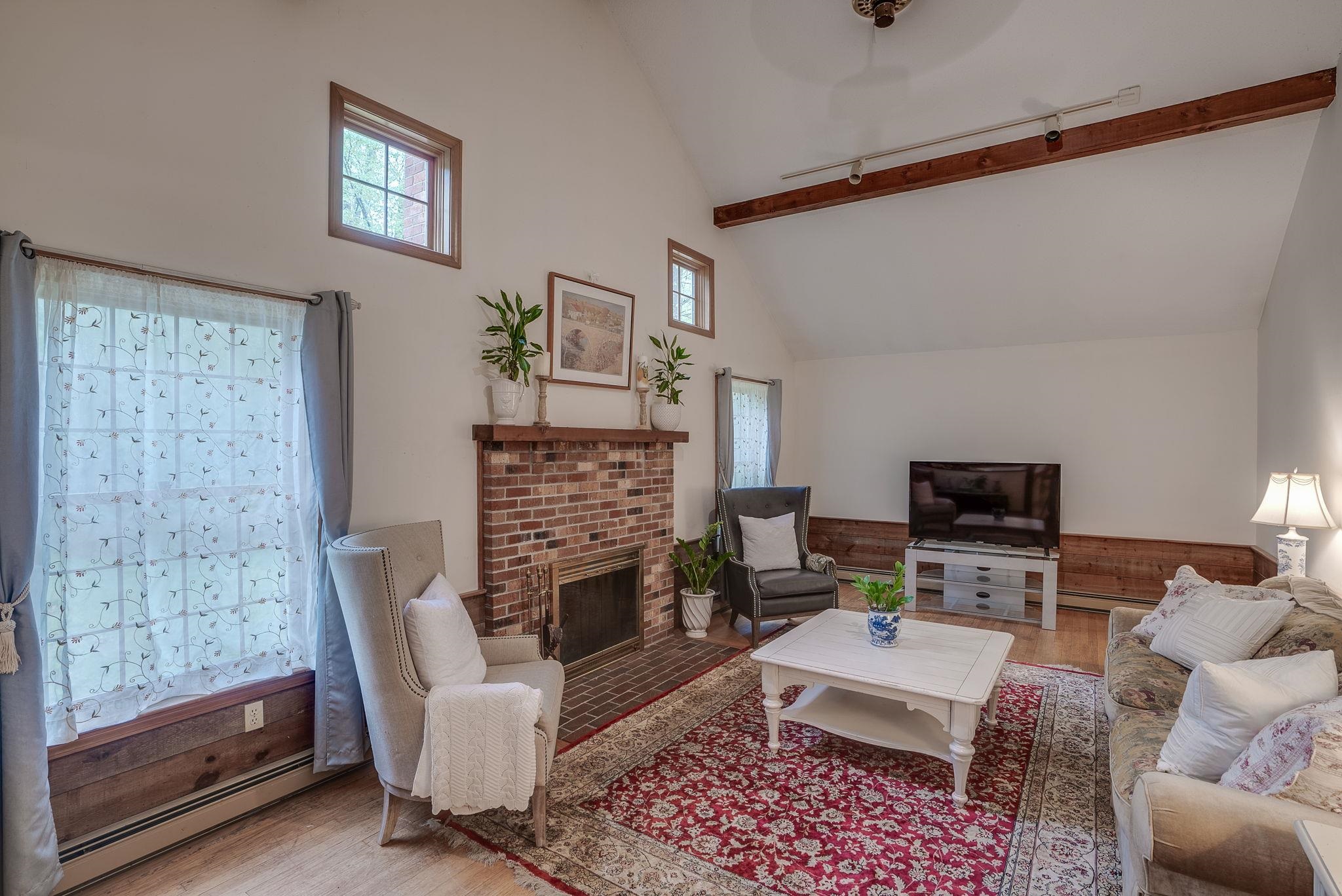 5 Valley View Drive