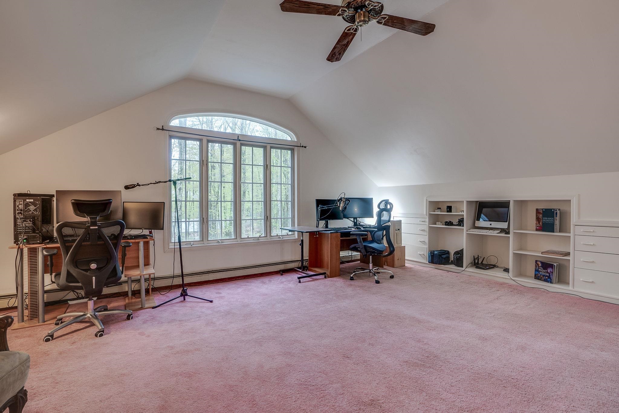 5 Valley View Drive