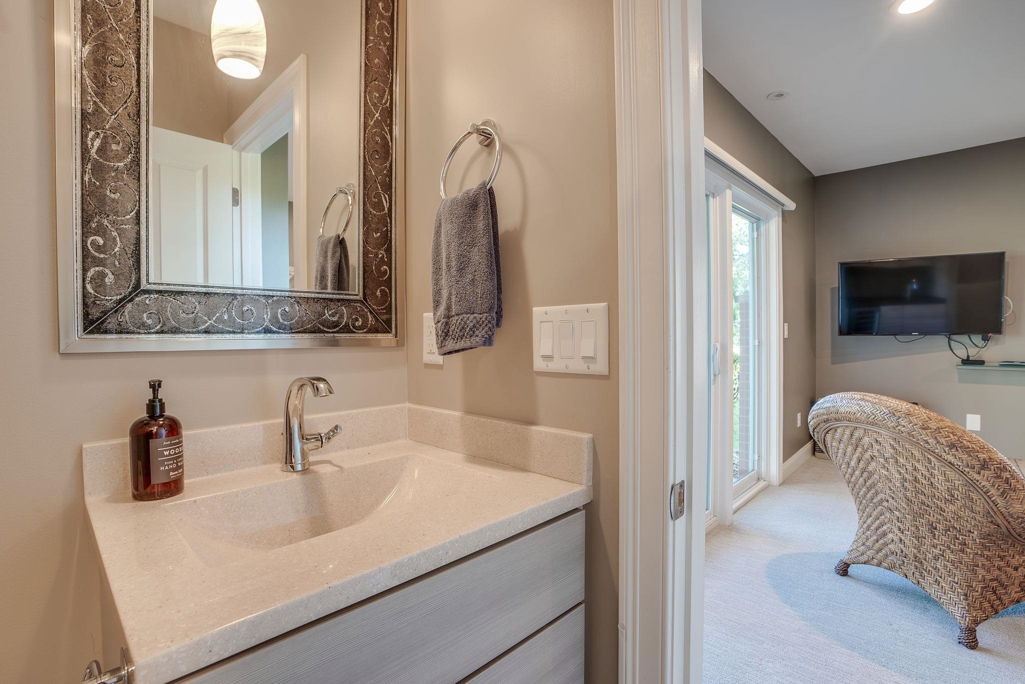 117 Riverwalk Way Unit: 4F