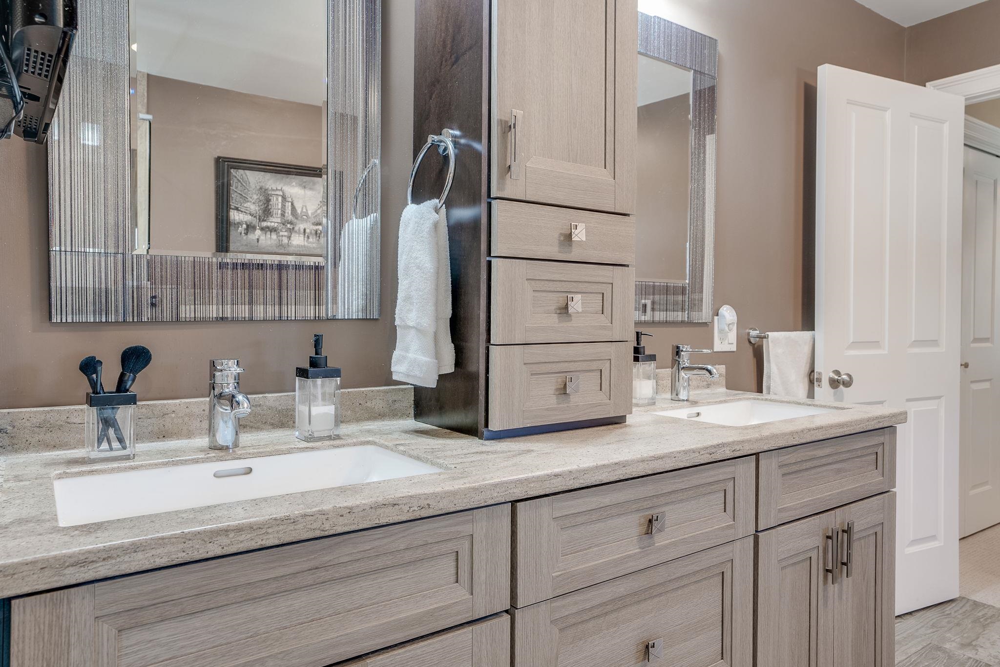 117 Riverwalk Way Unit: 4F