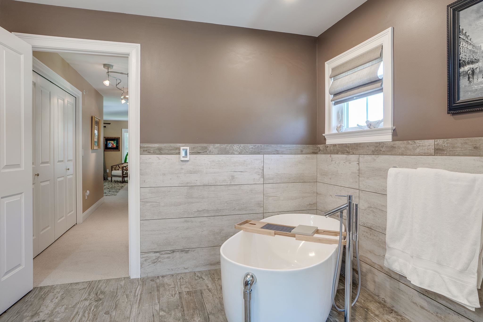 117 Riverwalk Way Unit: 4F