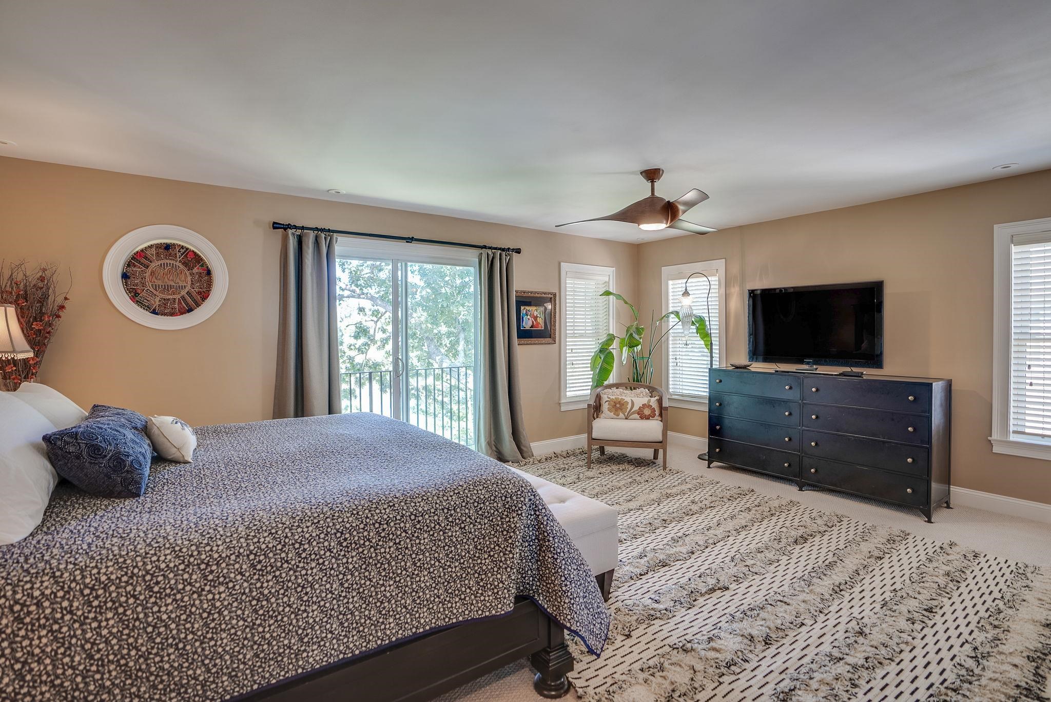 117 Riverwalk Way Unit: 4F