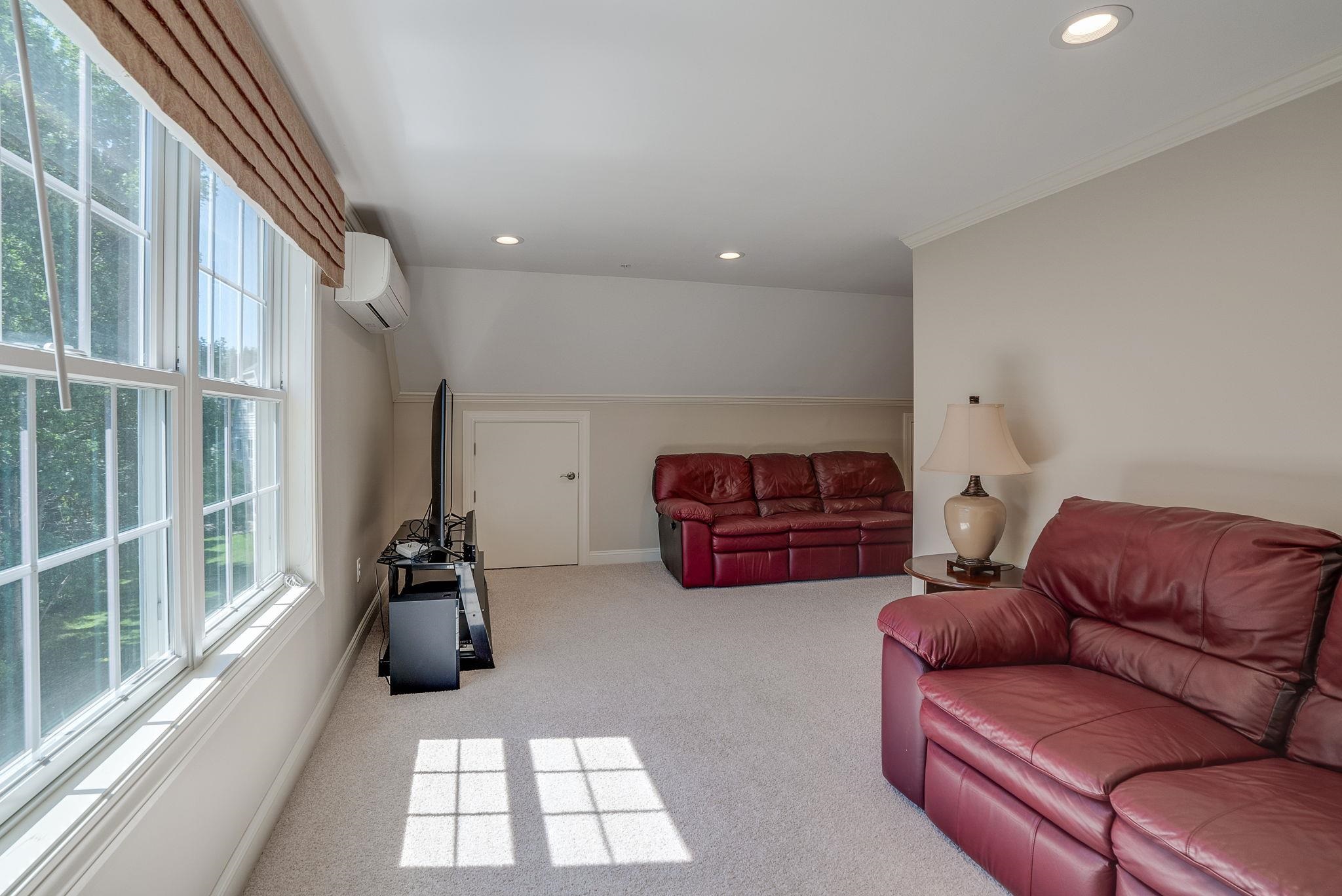 10 Metea Lane