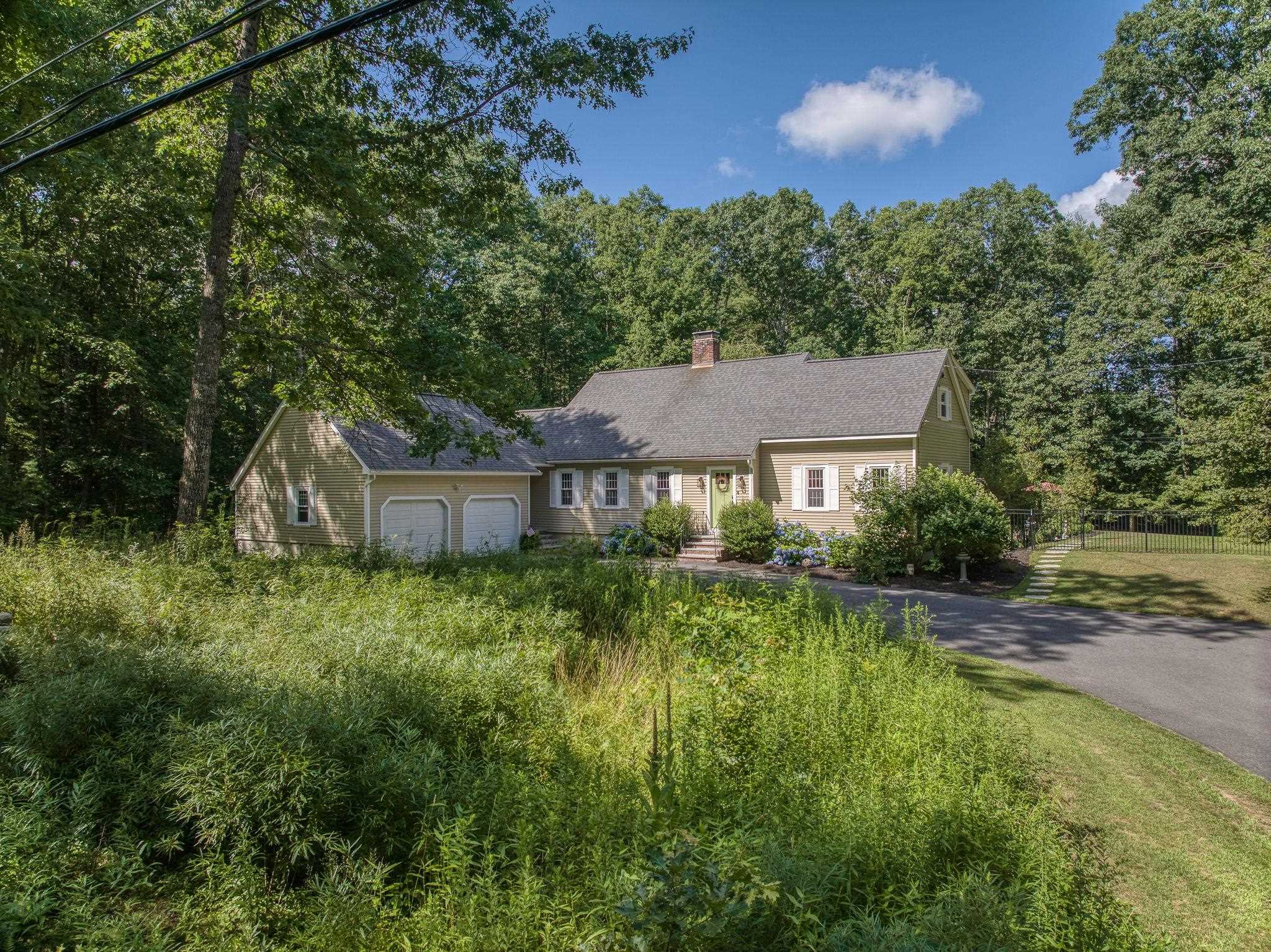 18 Old Stone Way
