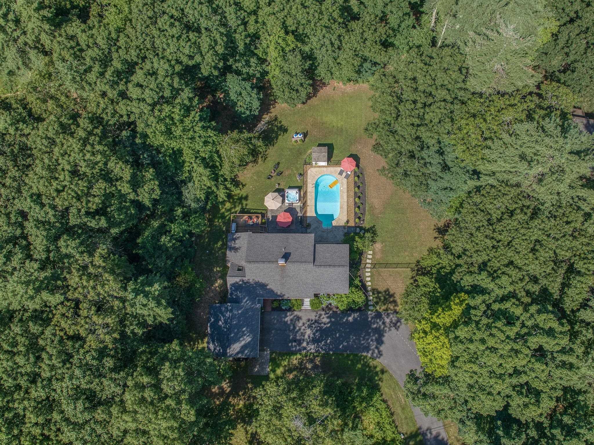 18 Old Stone Way