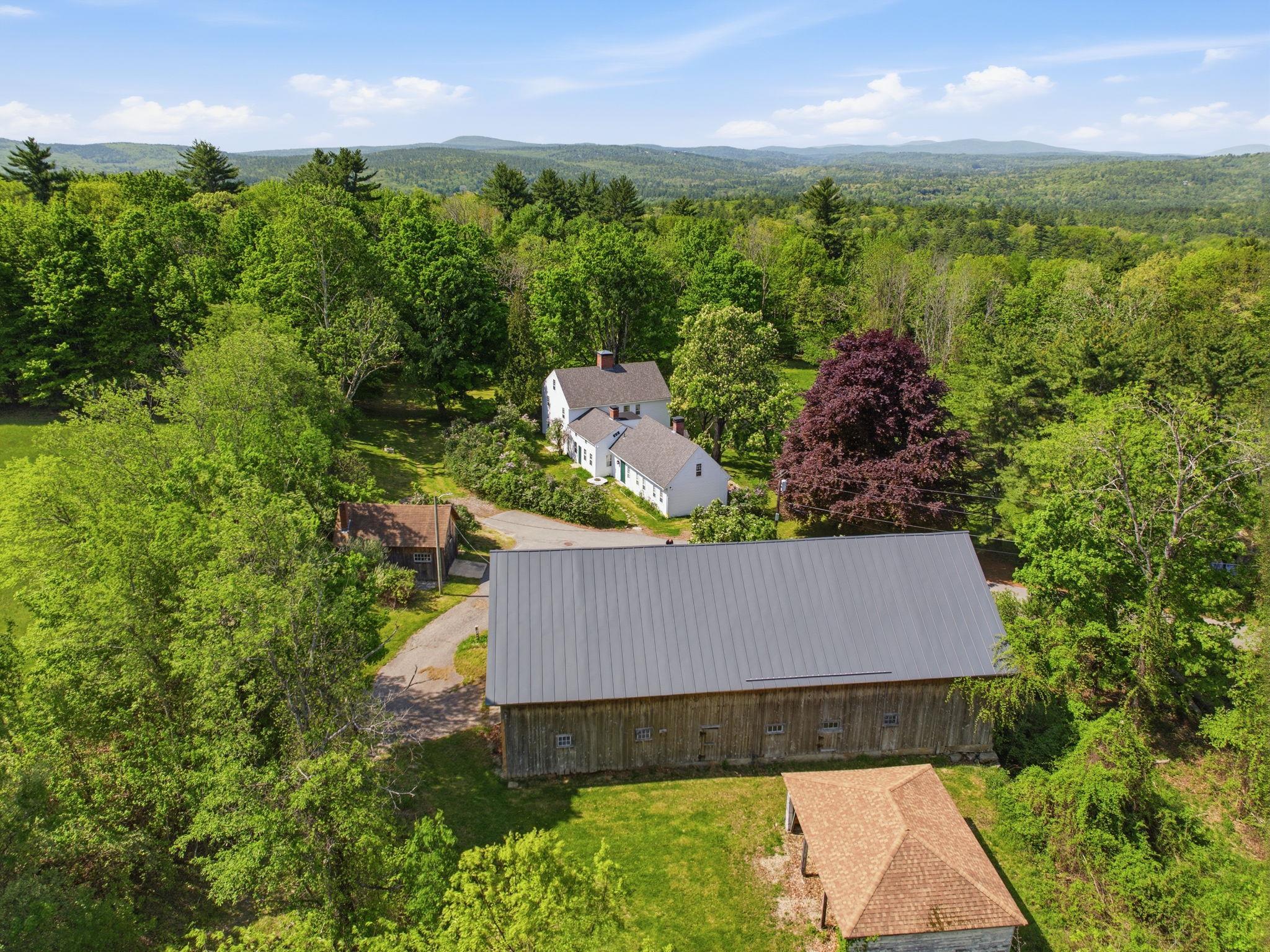 88 Saunders Road