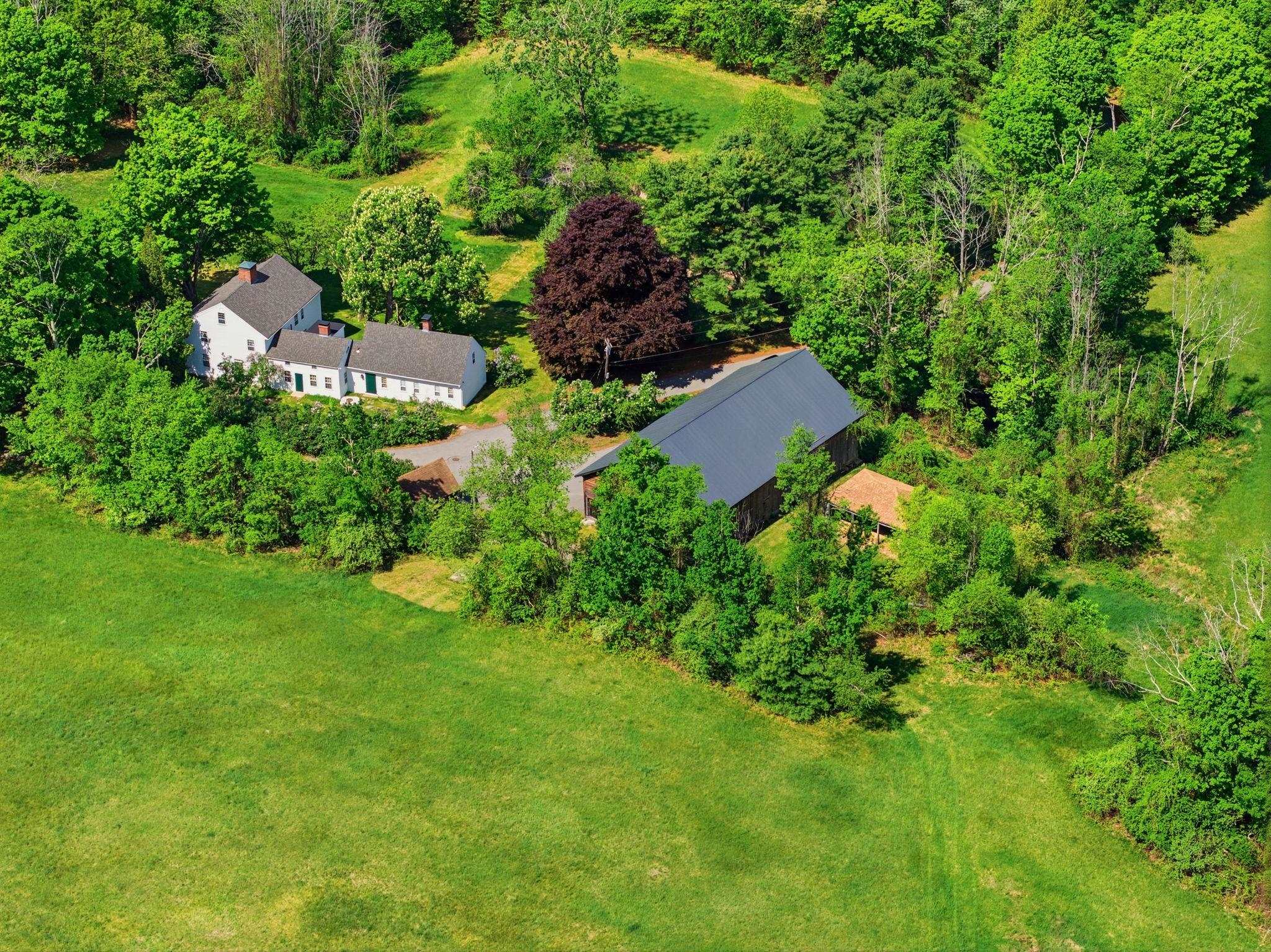 88 Saunders Road