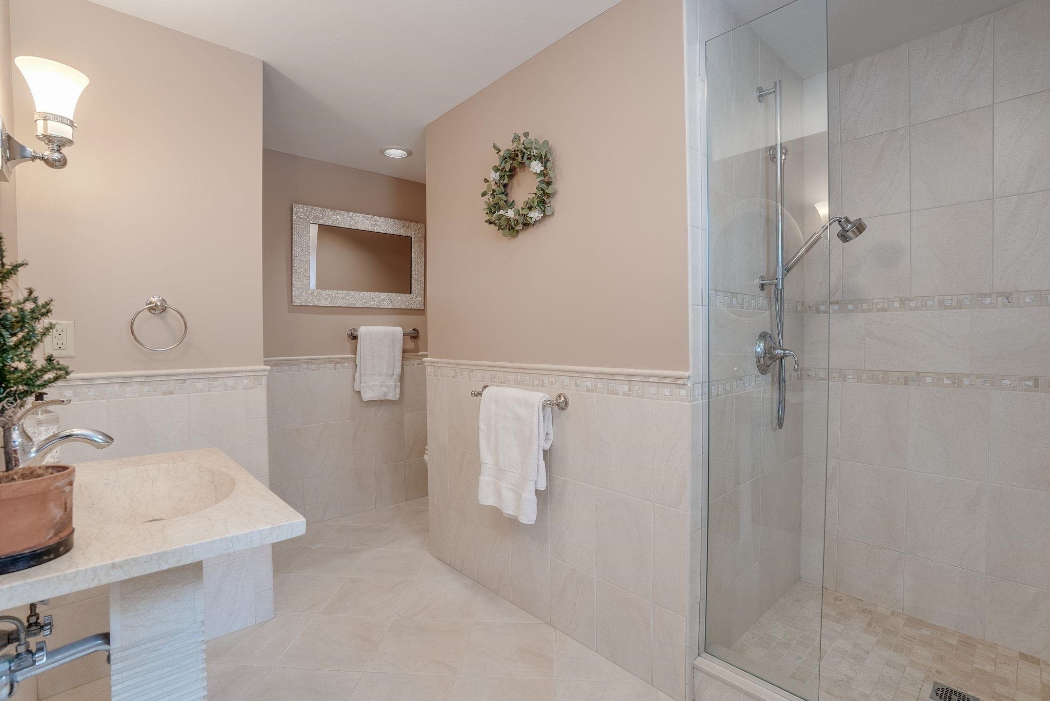 5 Pembroke Way