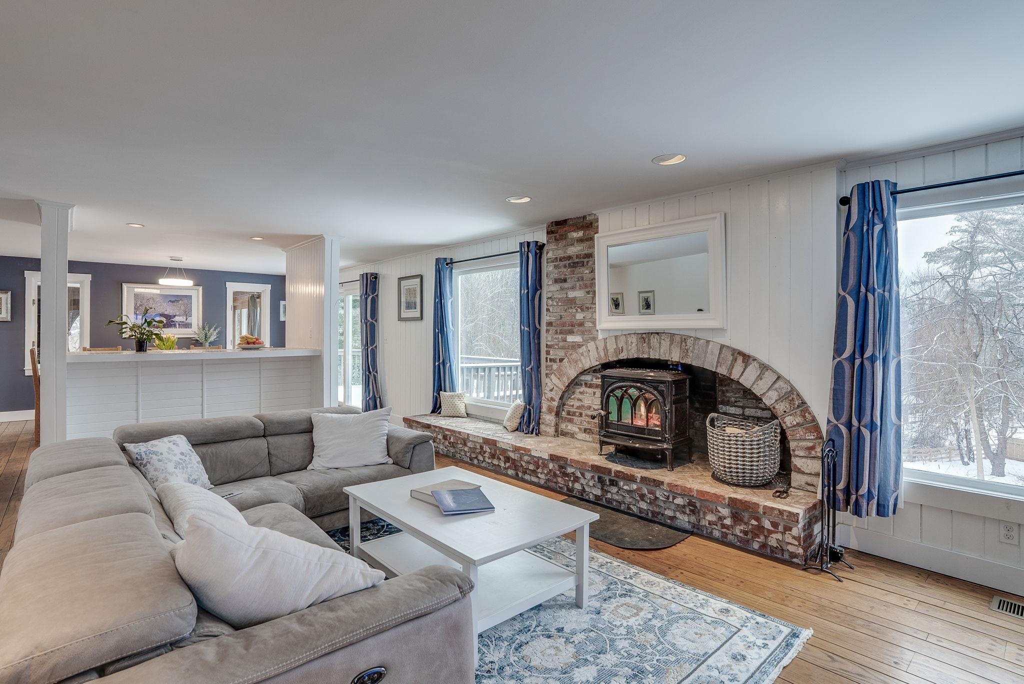 1 Regency Drive