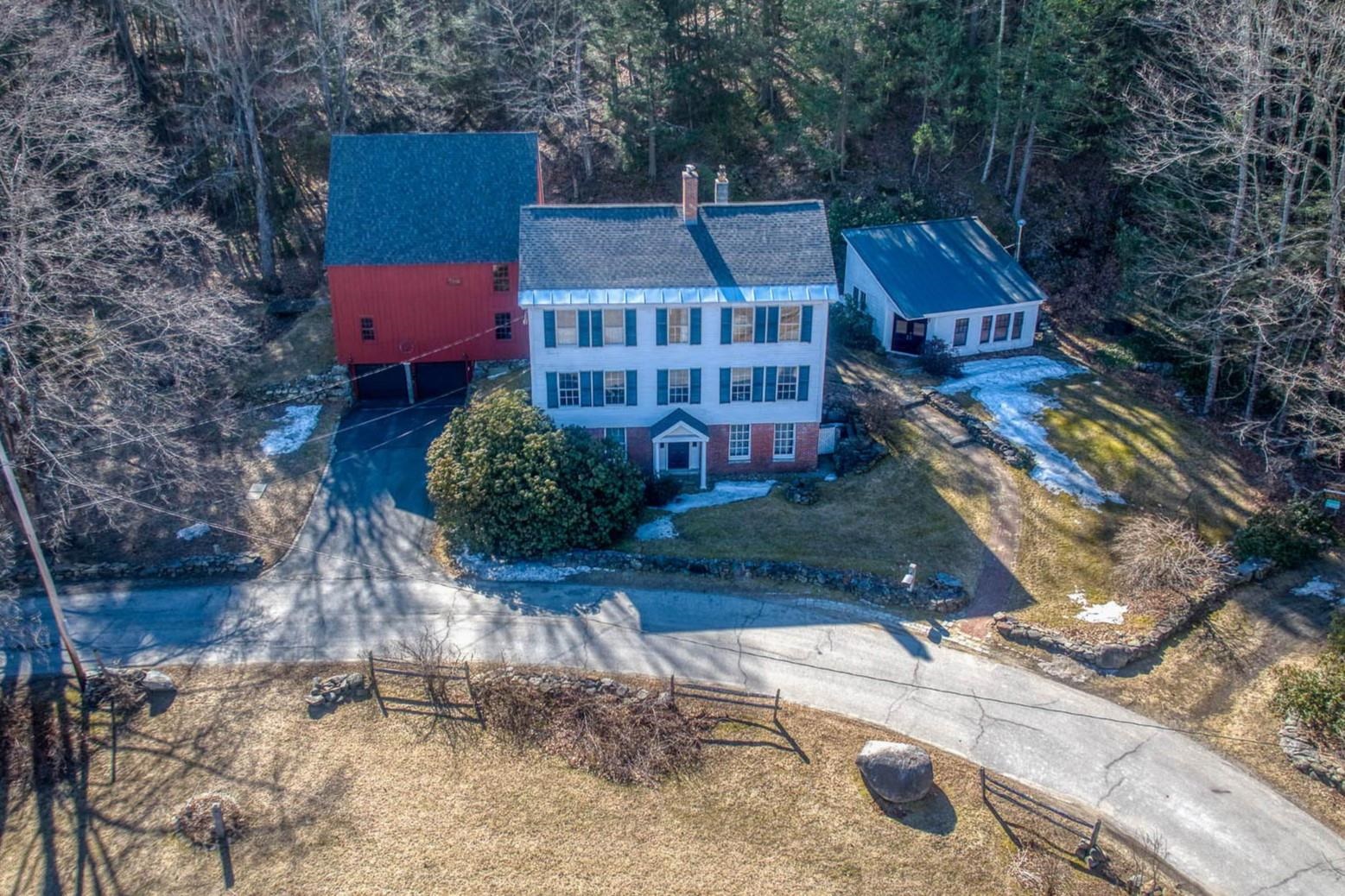 22 Mill Street