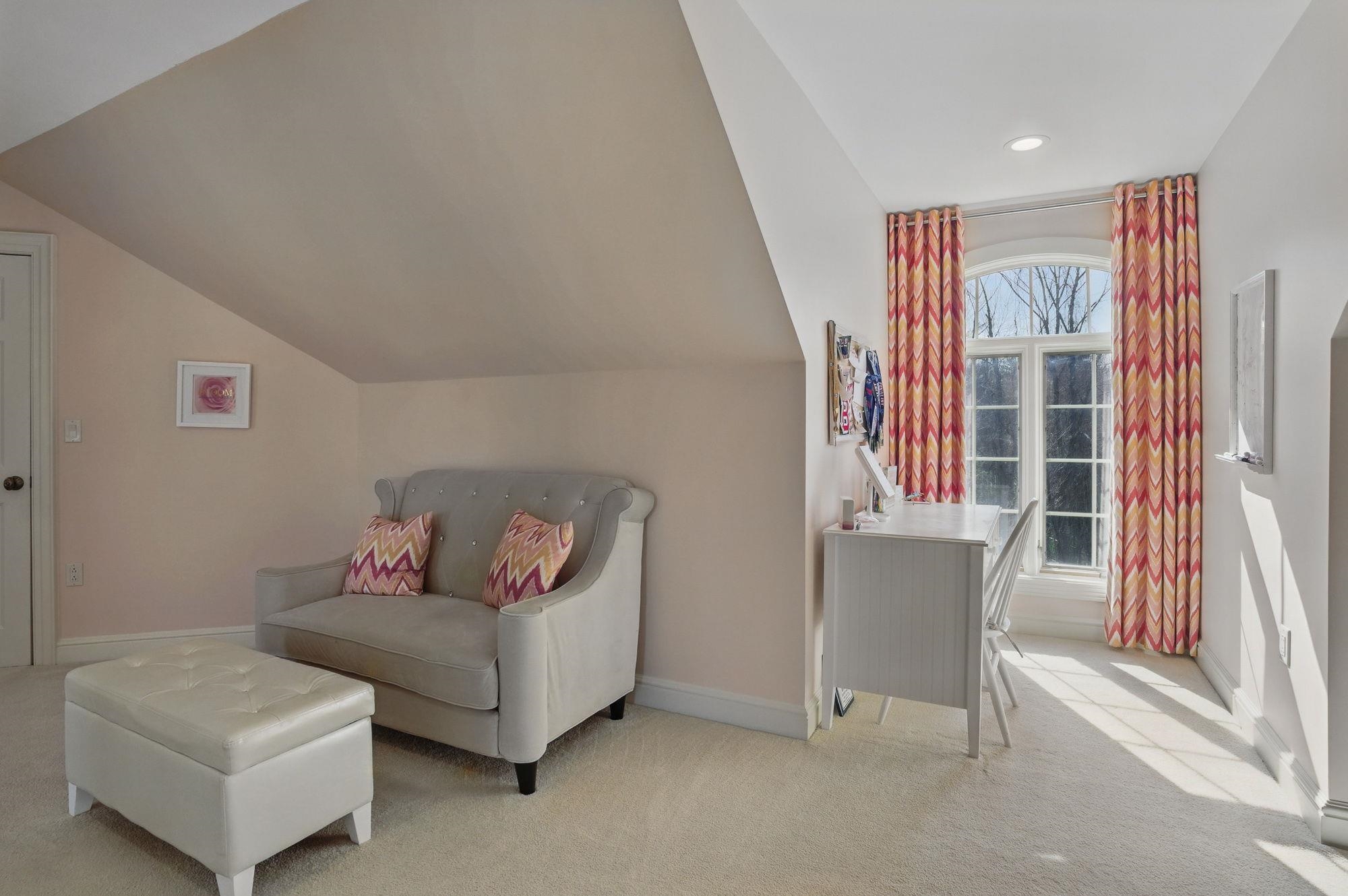 7 Champagne Terrace