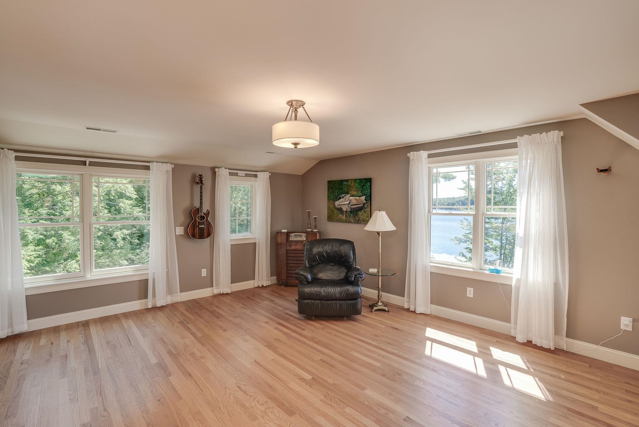 11 Clark Island Road