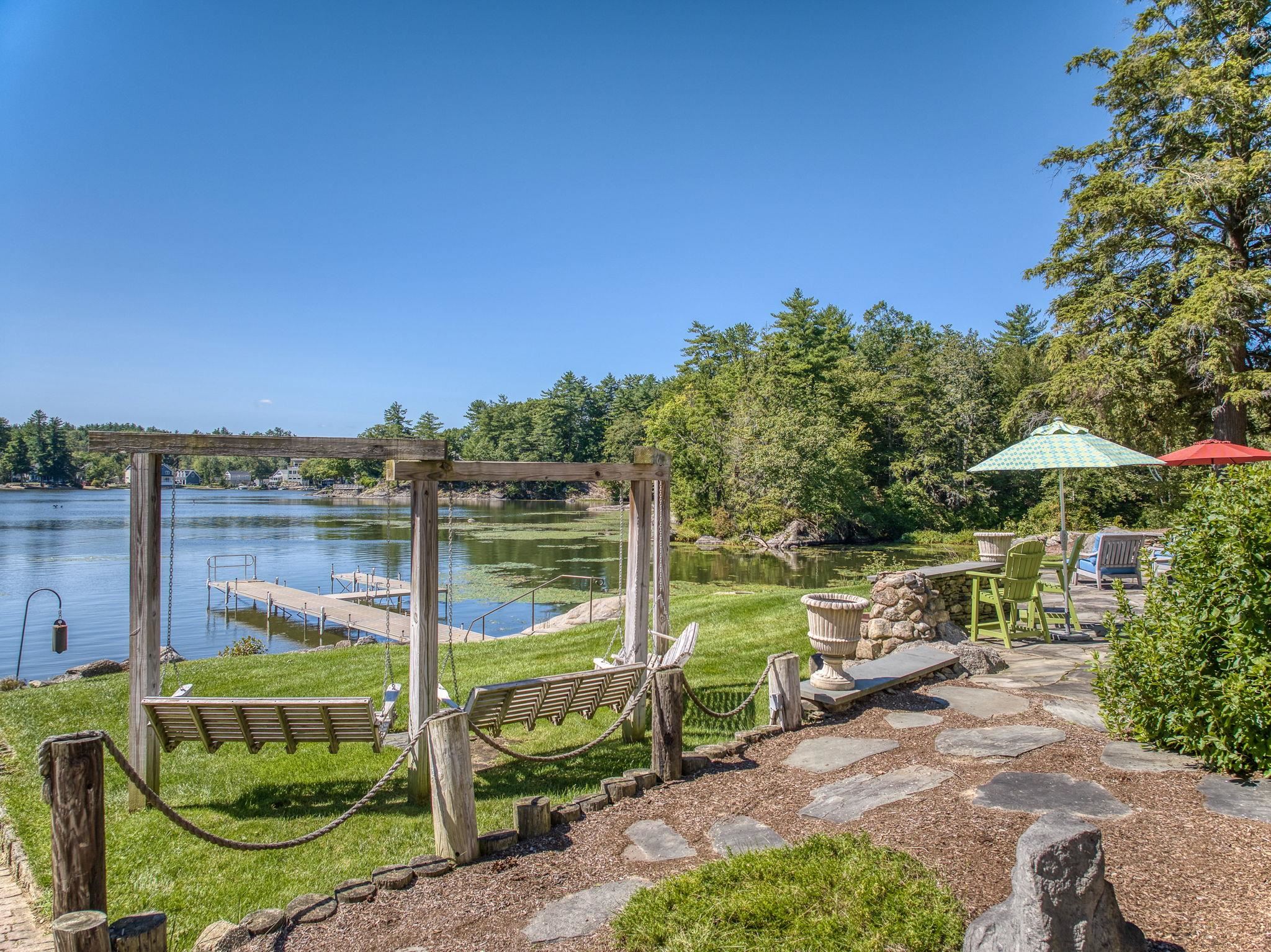 11 Clark Island Road