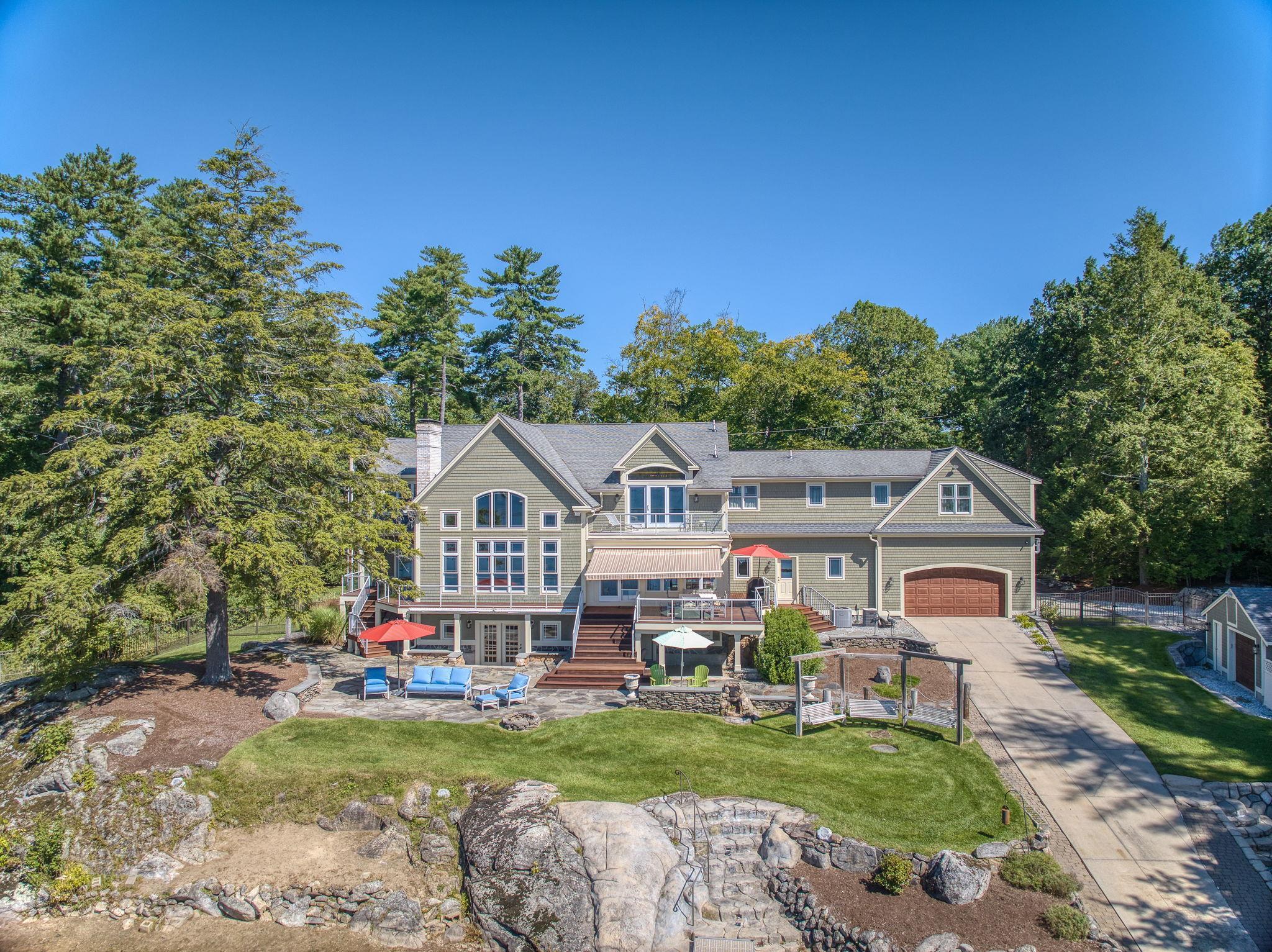 11 Clark Island Road