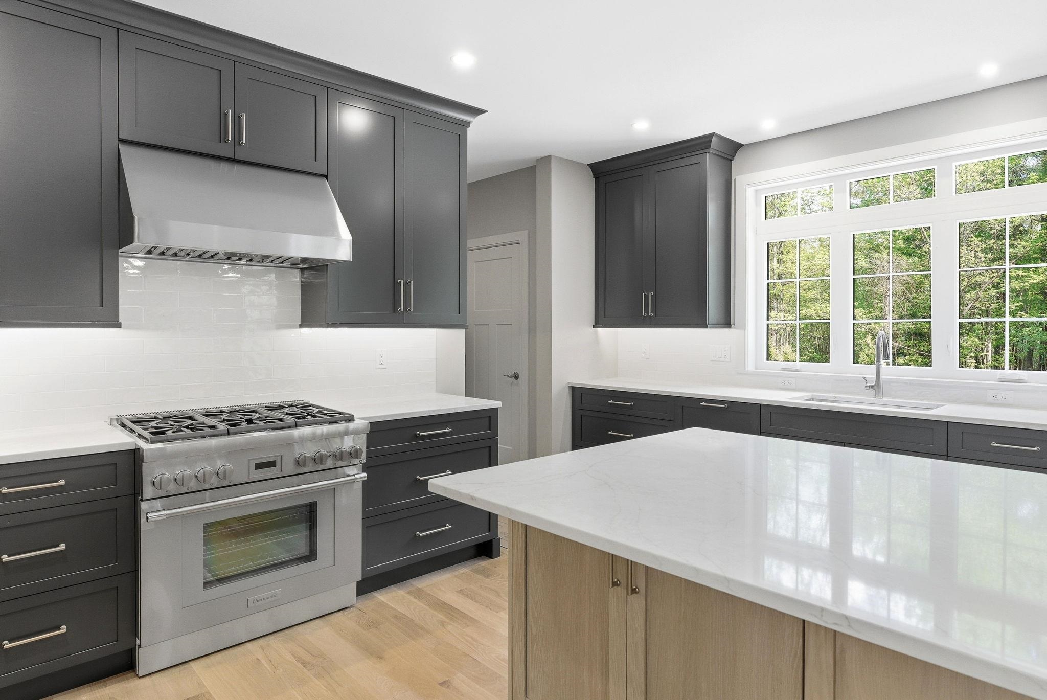 18 Grand Avenue Unit: Lot 7