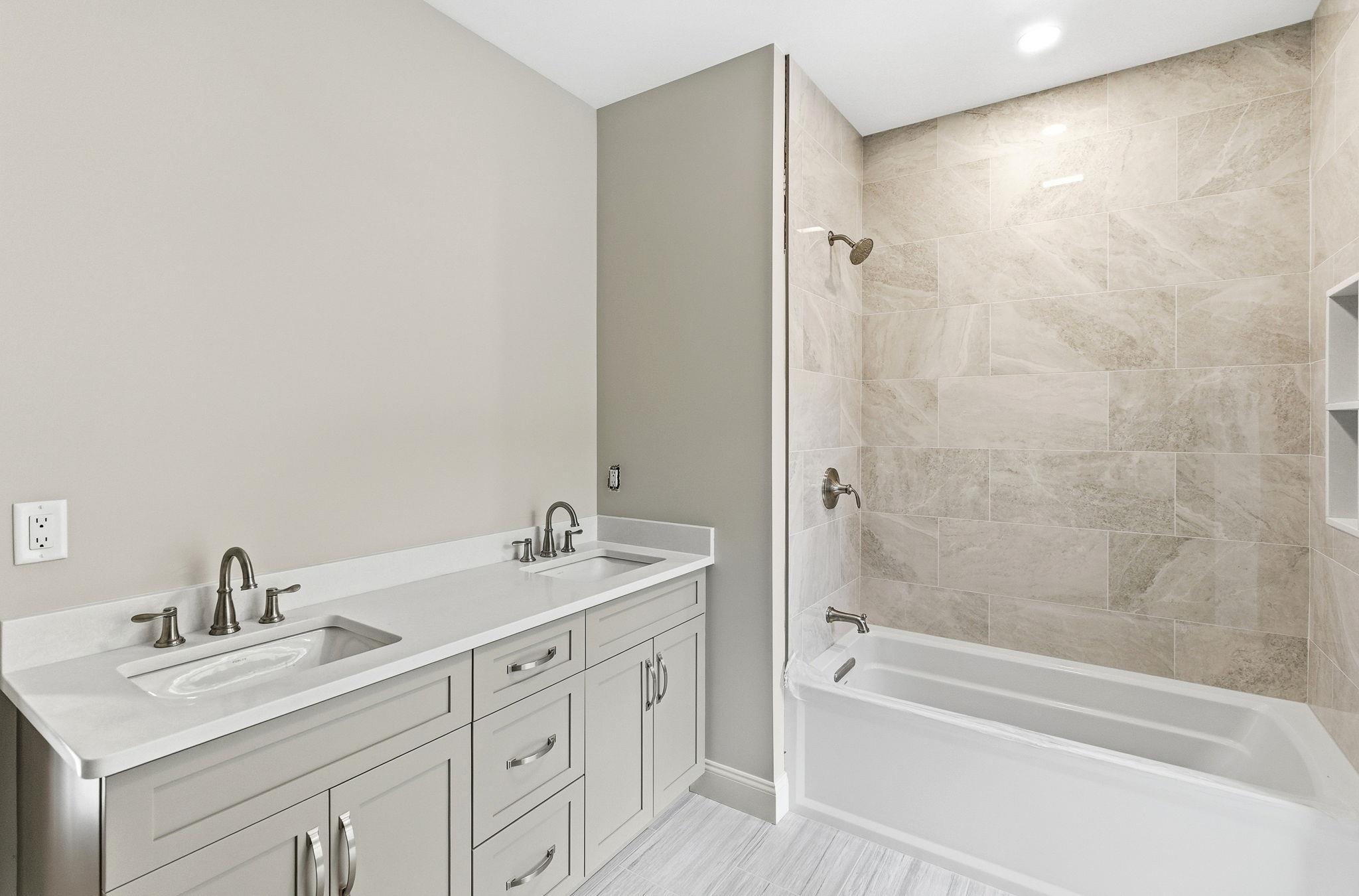 18 Grand Avenue Unit: Lot 7