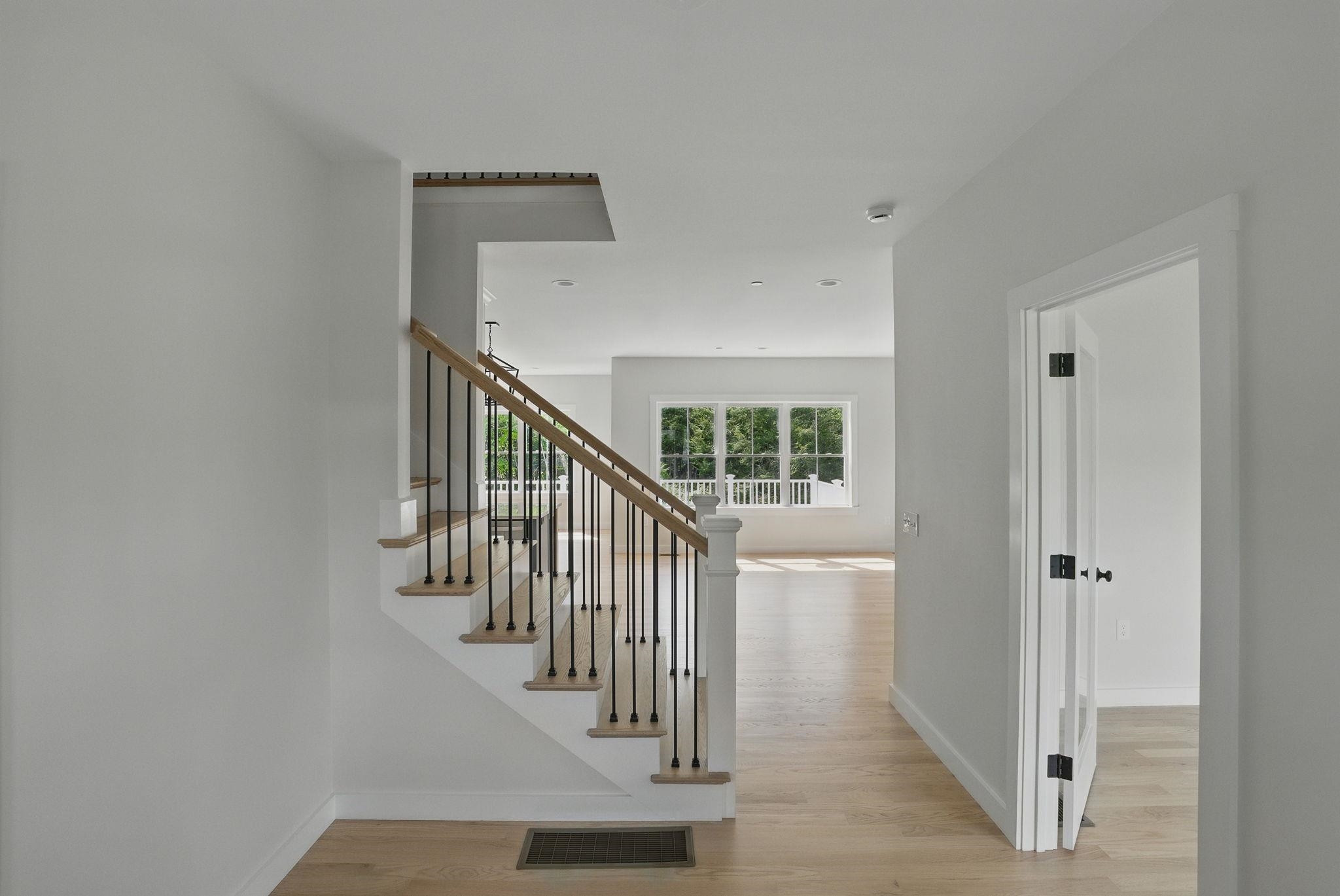 19 Hilltop Lane