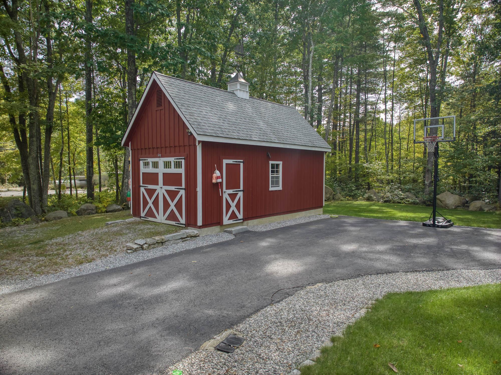 217 N Amherst Road