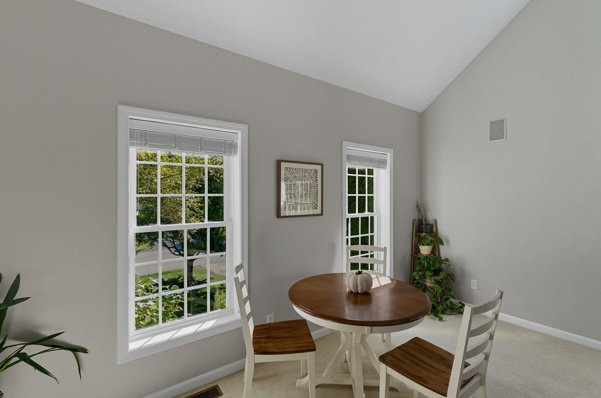 32 Summit Road