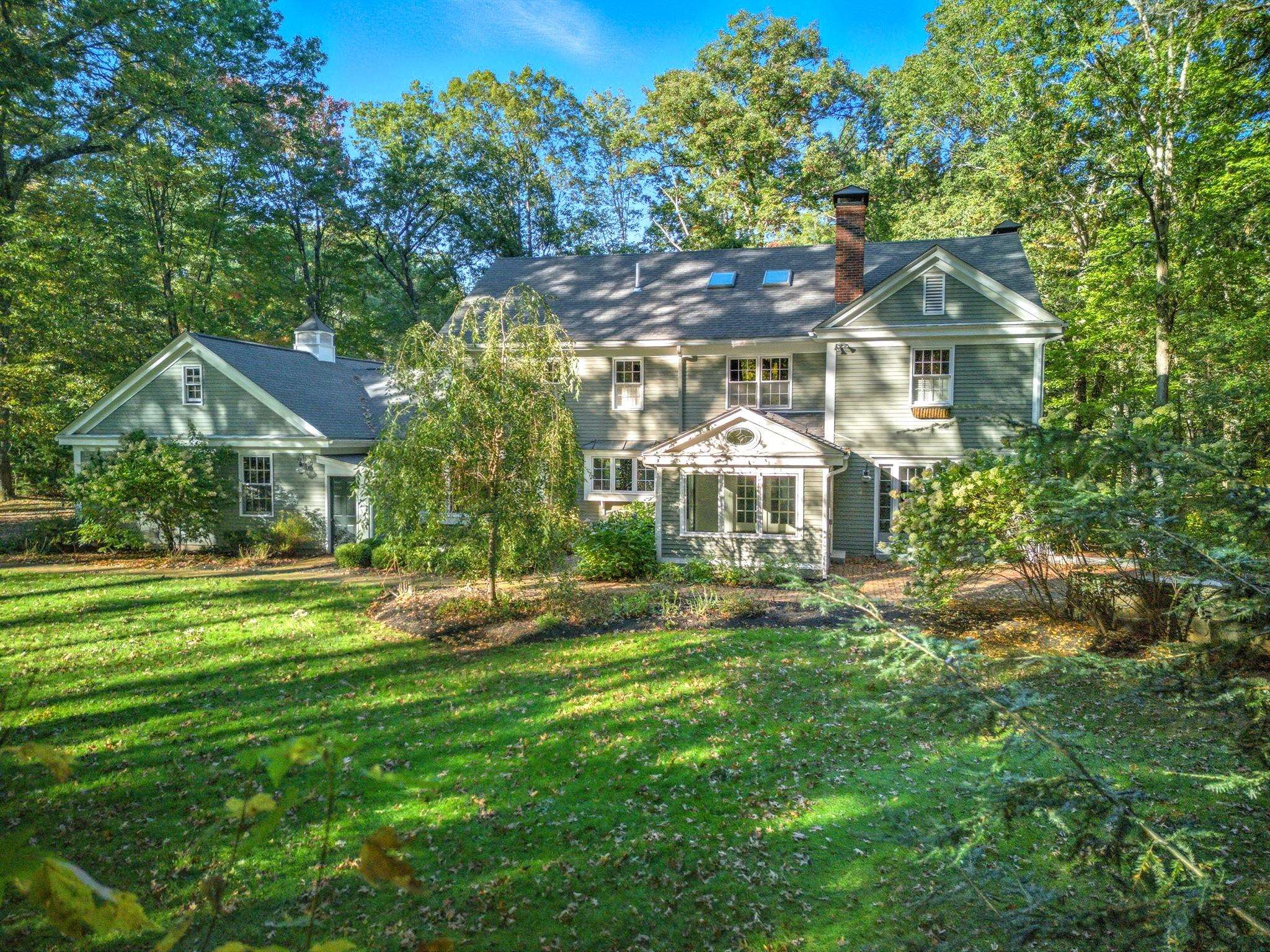 39 Pilgrim Drive