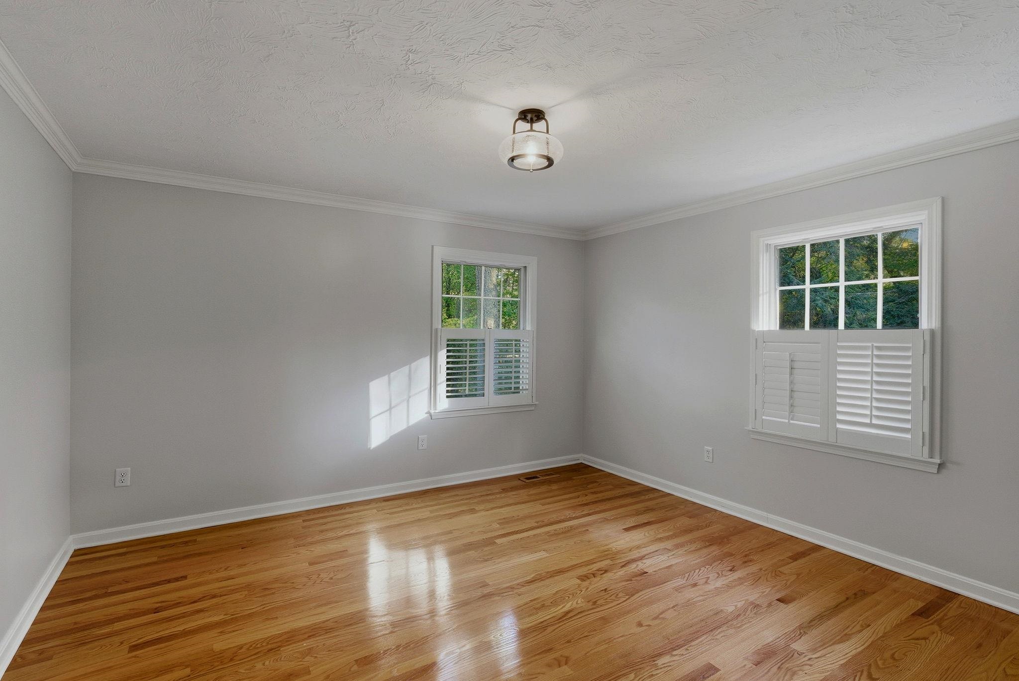 39 Pilgrim Drive